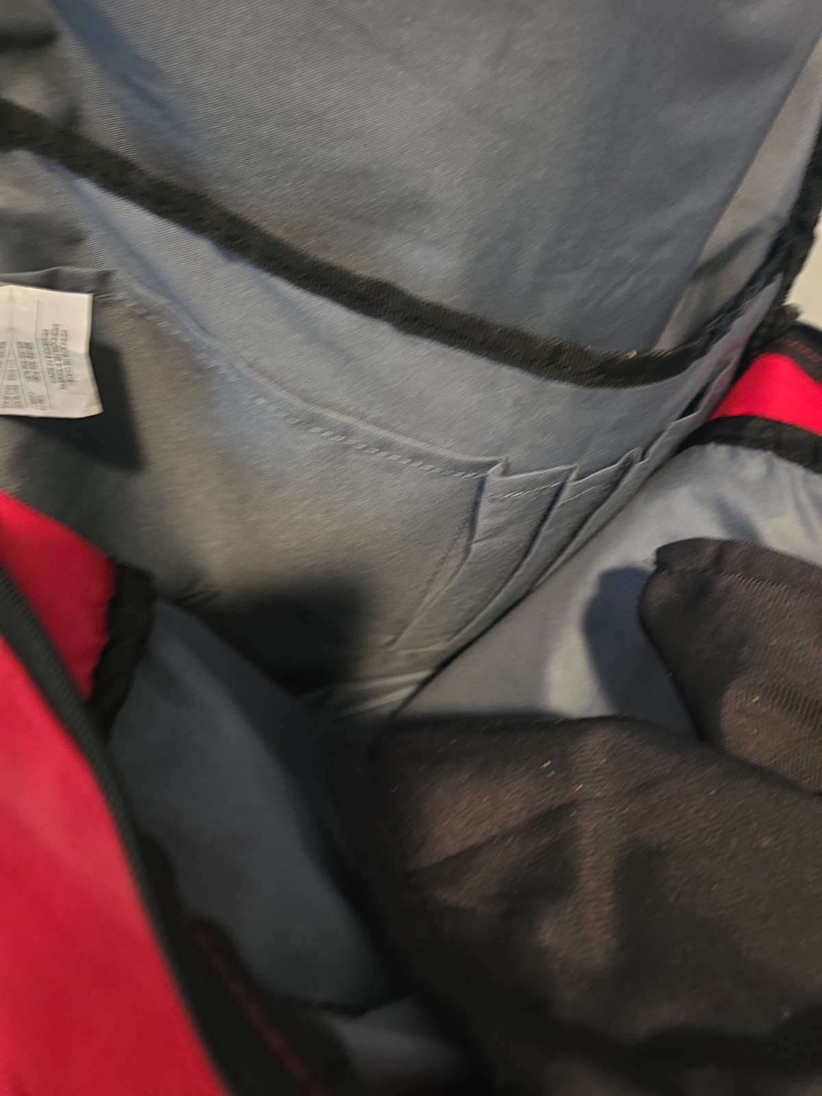 Nike Brasilia backpack Padded Straps & Adjustable, 4- Pockets Black & Red