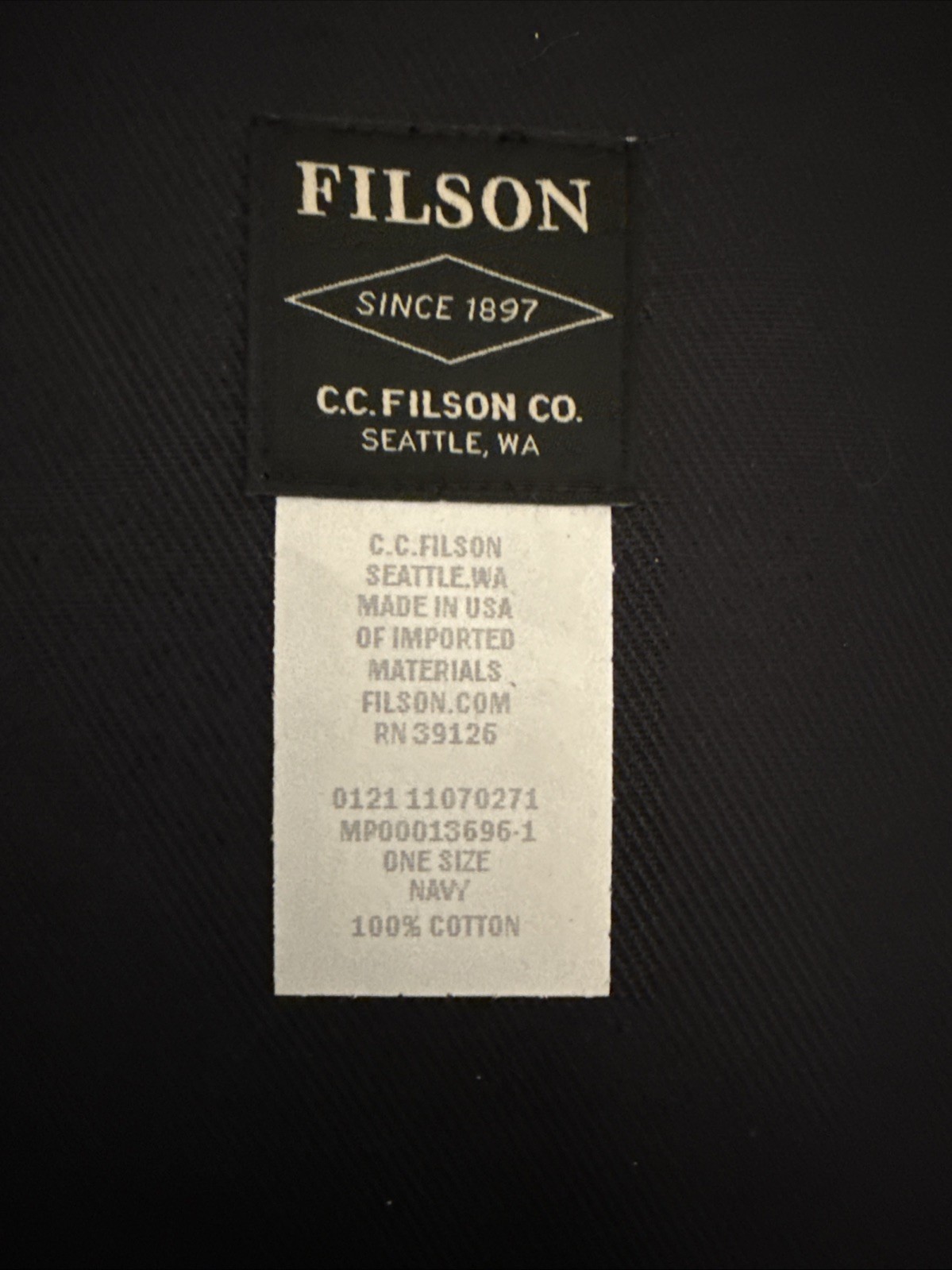 Filson Rugged Twill Garment Bag Navy