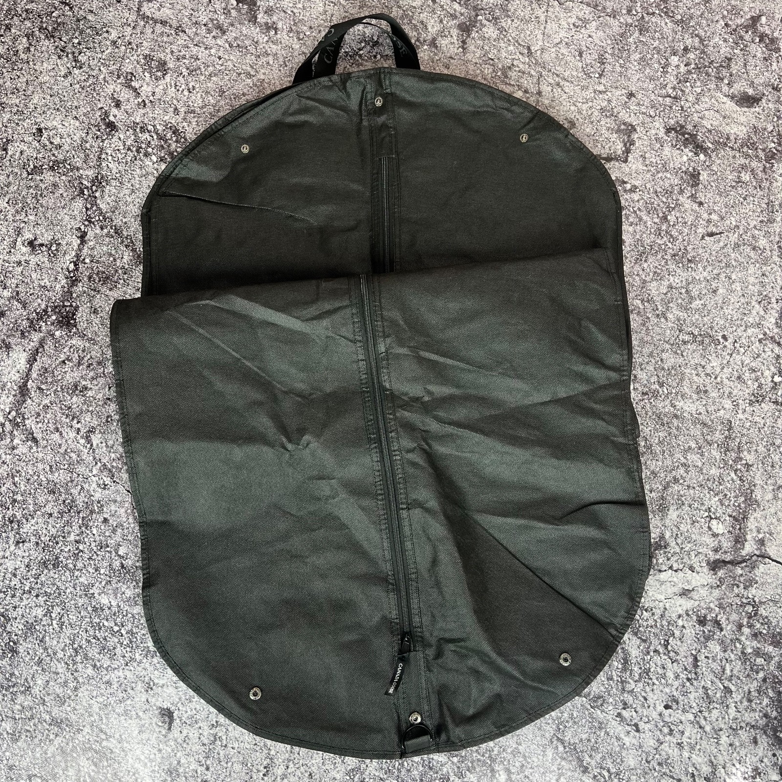 Canada Goose Garment Bag Dust Cover Black Size – 135 x 60 cm
