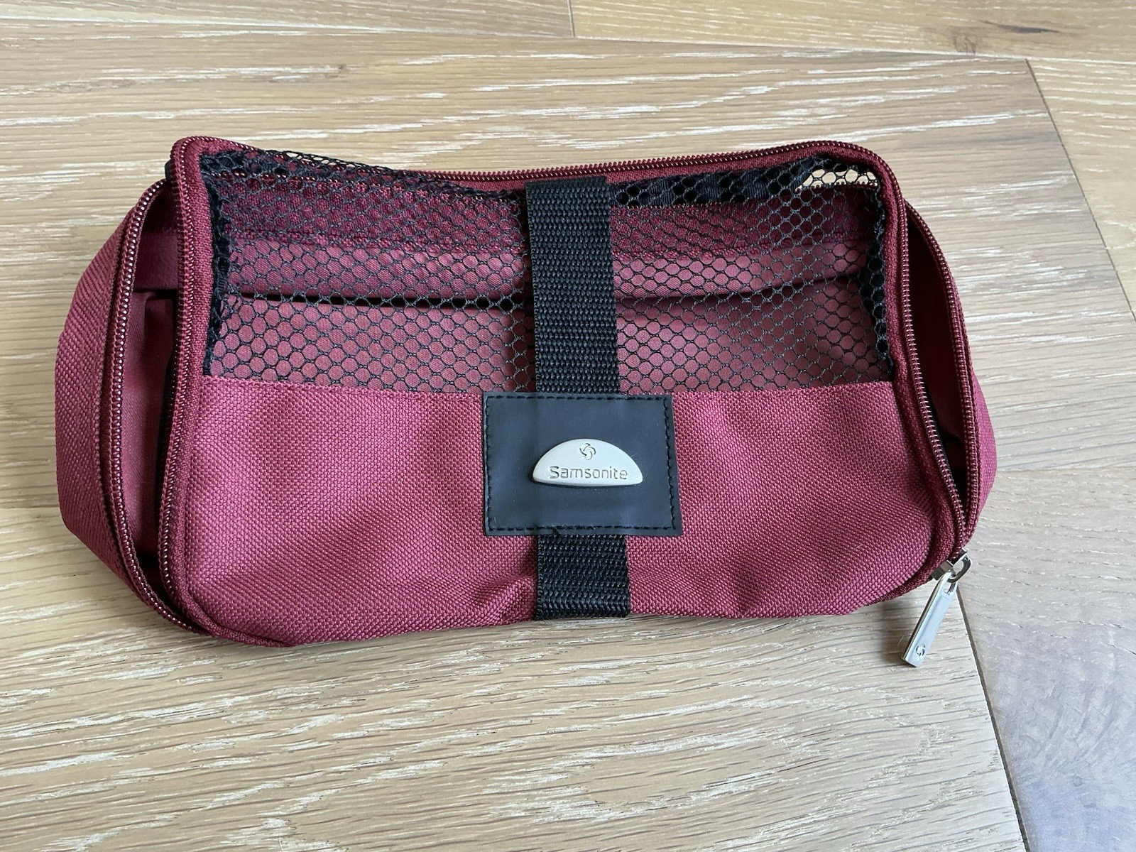 SAMSONITE TOILETRY BAG MAKEUP TRAVEL JEWELRY Burgundy Red ZIP BAG MESH POUCH