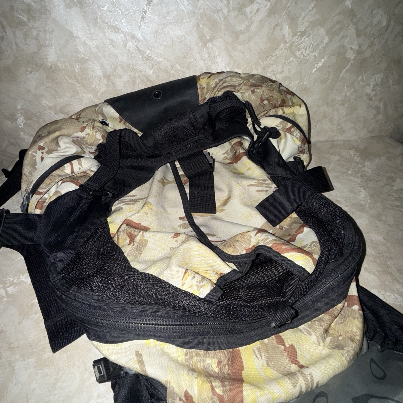 Oakley Icon Backpack Tactical Black Camo Military Rare Color SEE PICTURES