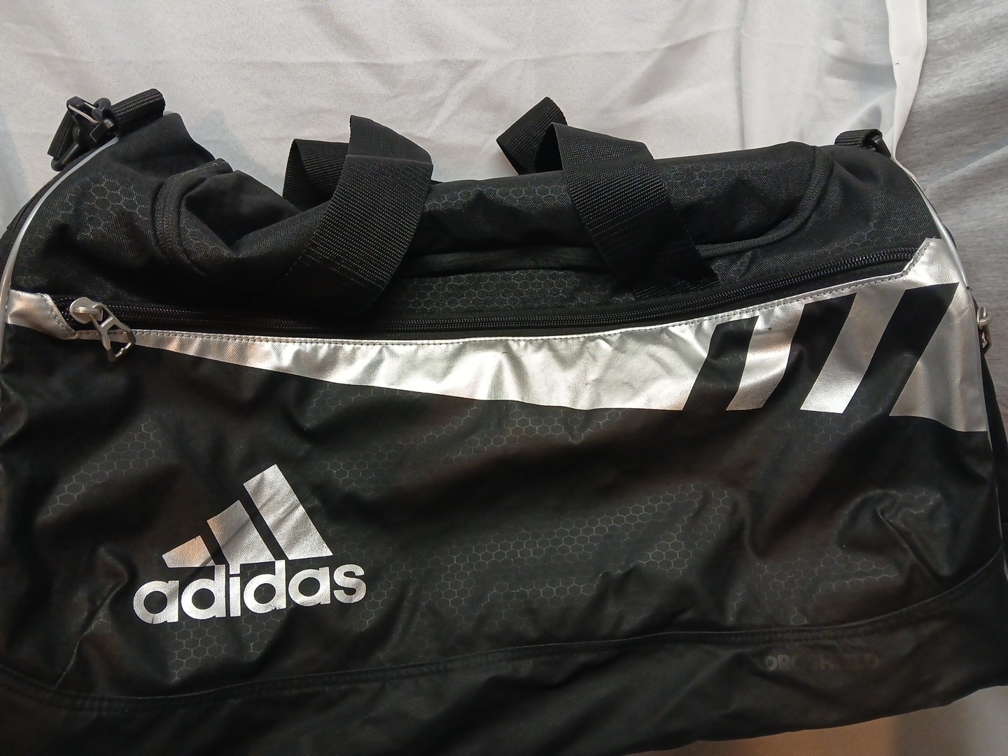 2016 Large Black Adidas Duffle Bag Gym Sports Travel Duffle 24″x12″x12″ EUC Team