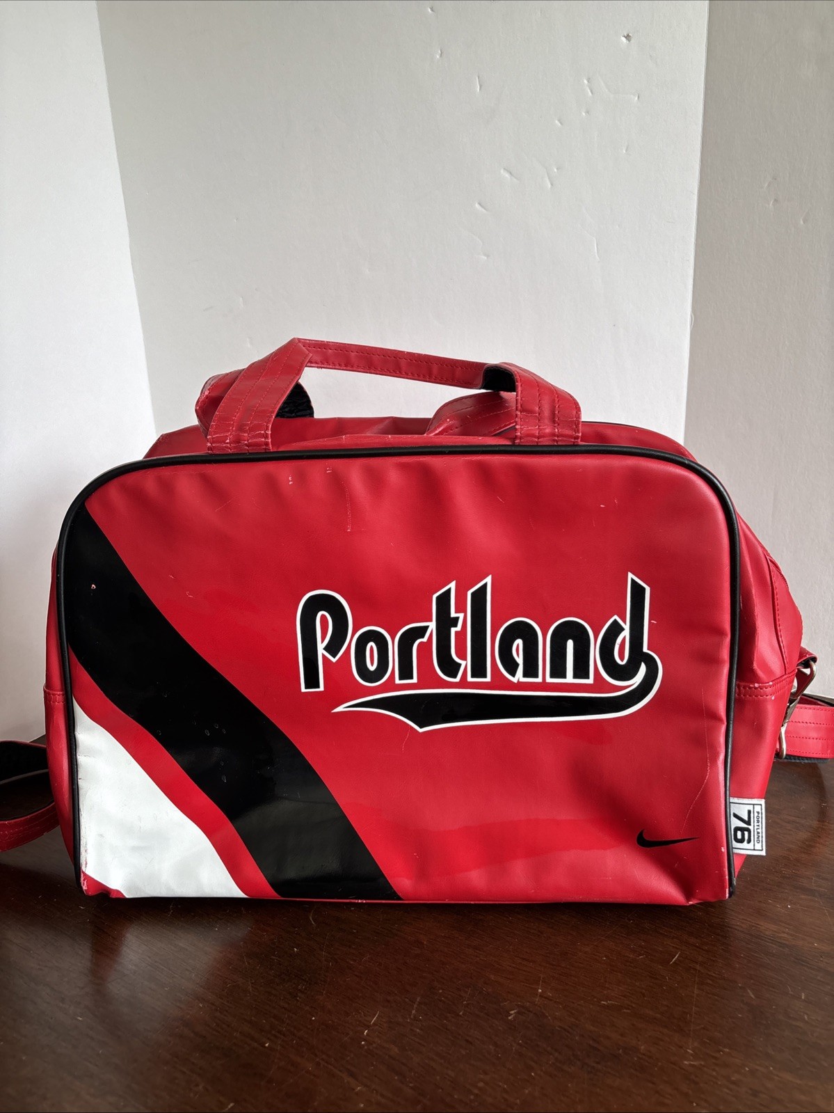 Portland Trail Blazers Retro 1976 Nike Team Polyurethane Duffle Bag Rare Walton