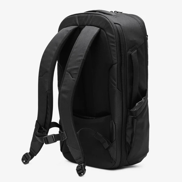Halfday The Roamer Backpack 30L-35L Expandable