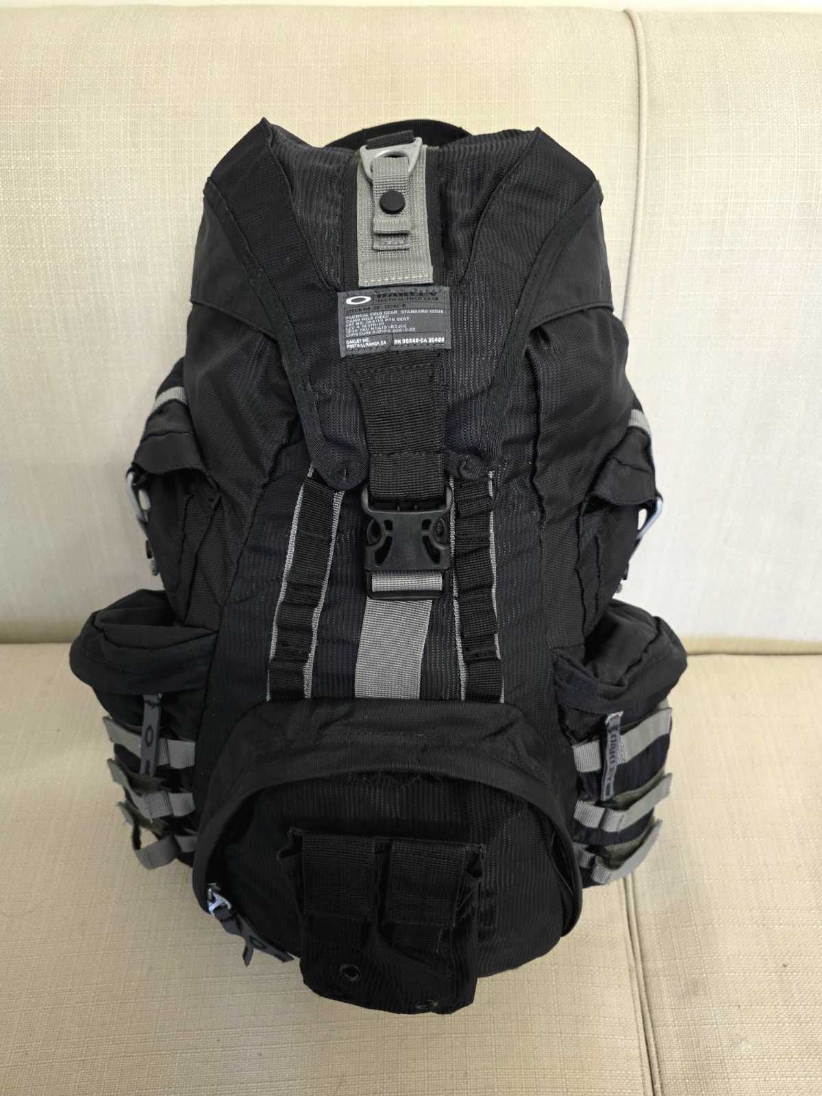 Oakley Tactical Field Gear Backpack Black Rare w/ Original Cover