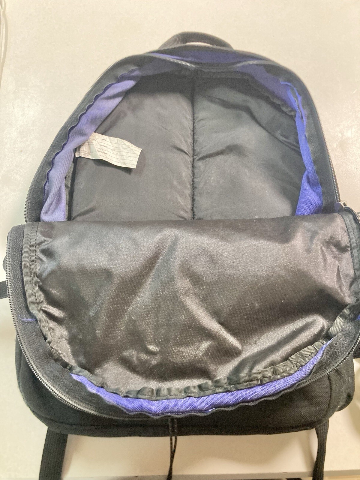 L.L Bean Nylon Backpack Purple And Black 18×14 (100)