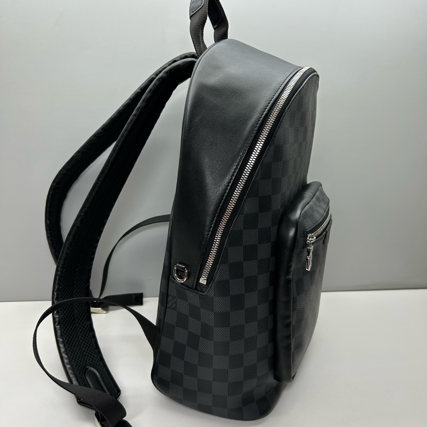 Louis Vuitton Pre-Owned Authentic Josh Backpack Black N40365 30x40x12cm