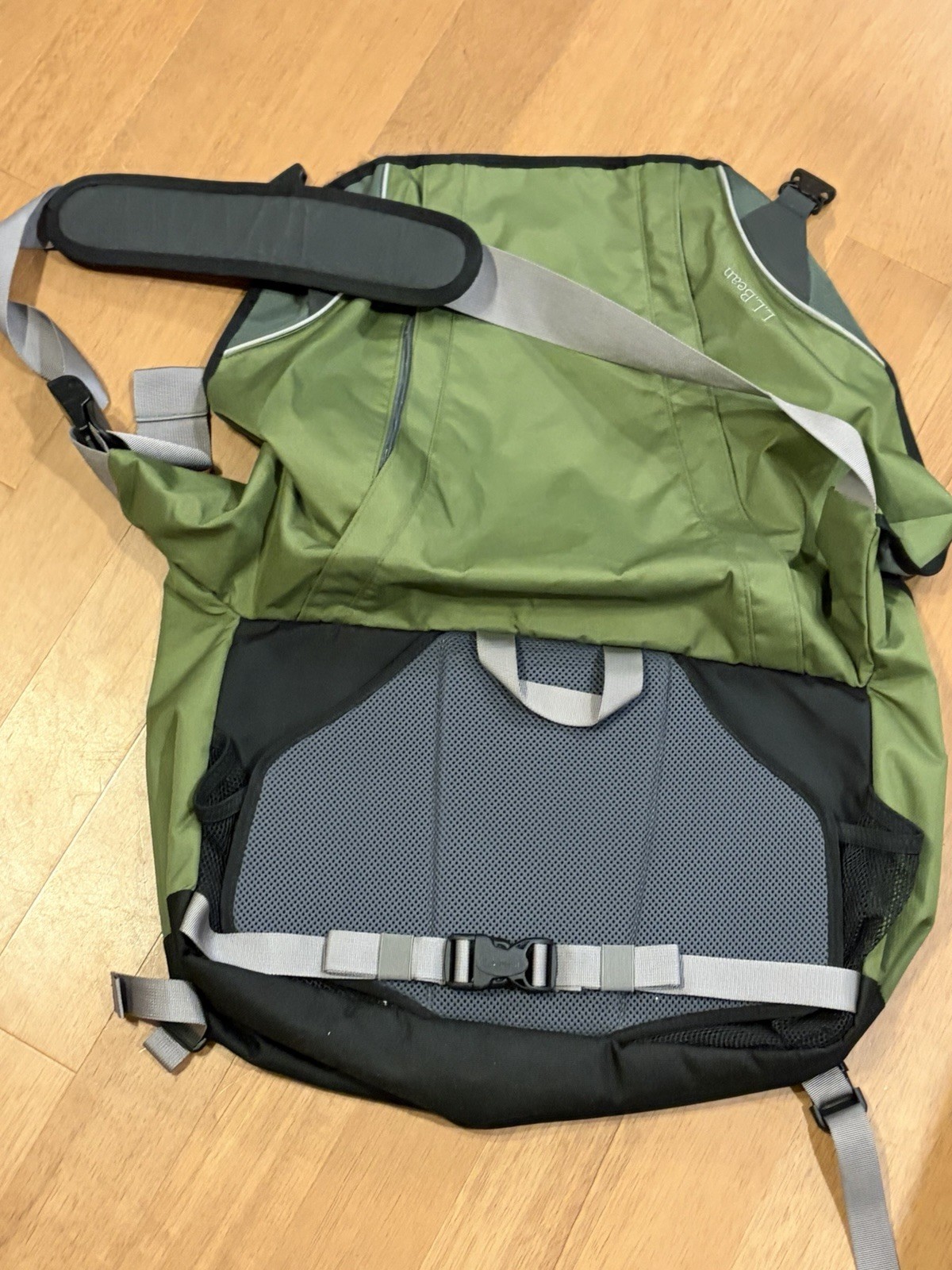 L.L. Bean Messenger Crossbody Bag Large Olive Green Laptop Commuter 271898