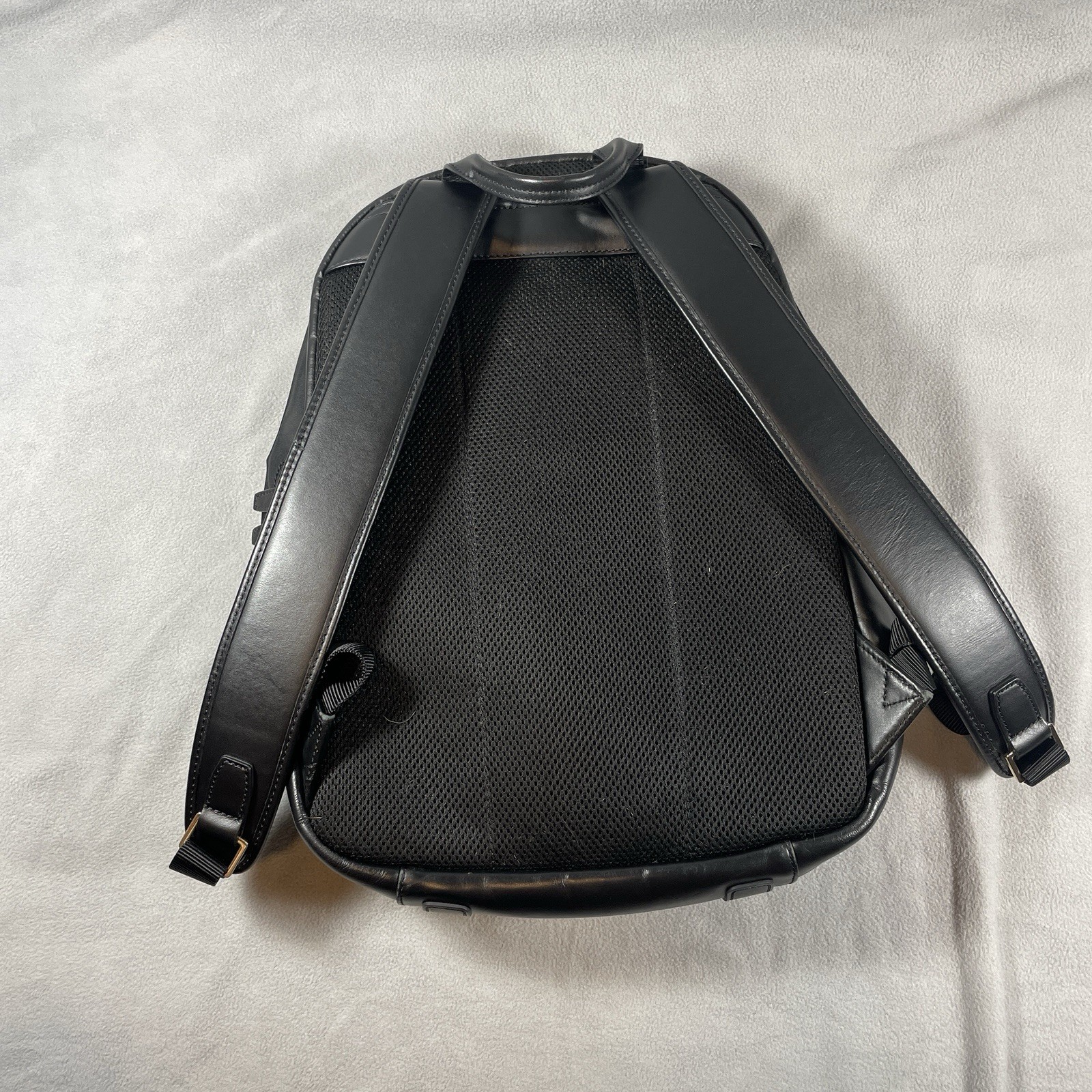 ISM Classic Luxury Backpack Leather Laptop Travel Commute Black Preowned