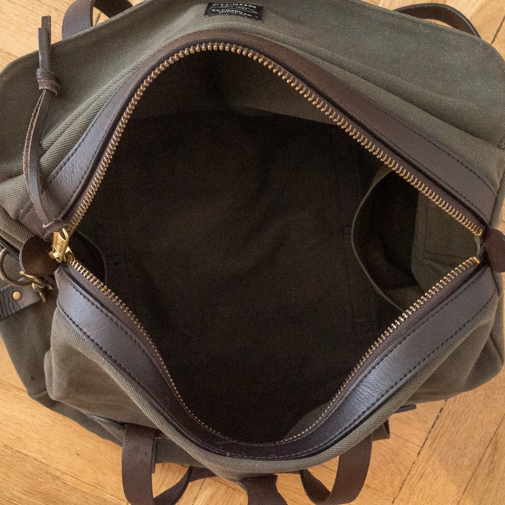 Filson Small Rugged Twill Duffle Bag Otter Green Brown Bridle Leather Straps