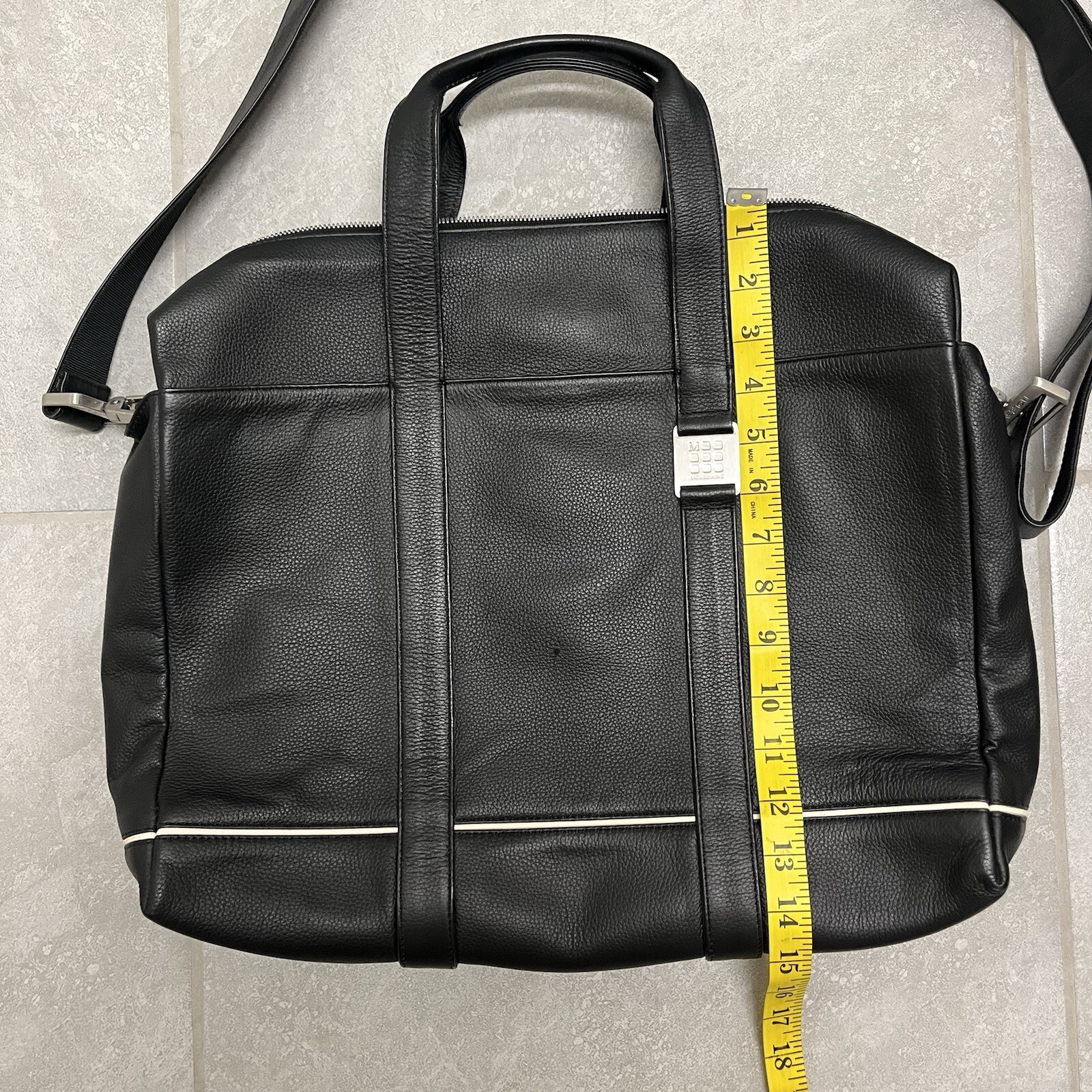 MOLESKINE ‘Black’ LEATHER LINAGE BRIEFCASE BAG