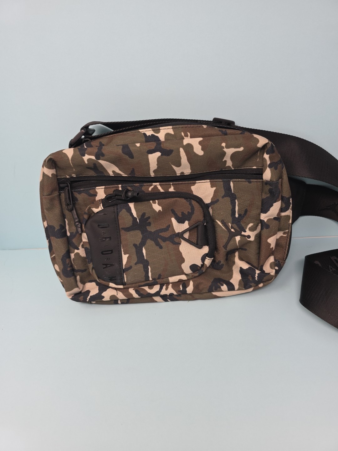 JORDAN Collectors Camo Crossbody Bag Cordura Advanced Fabrics EUC MA0957-650