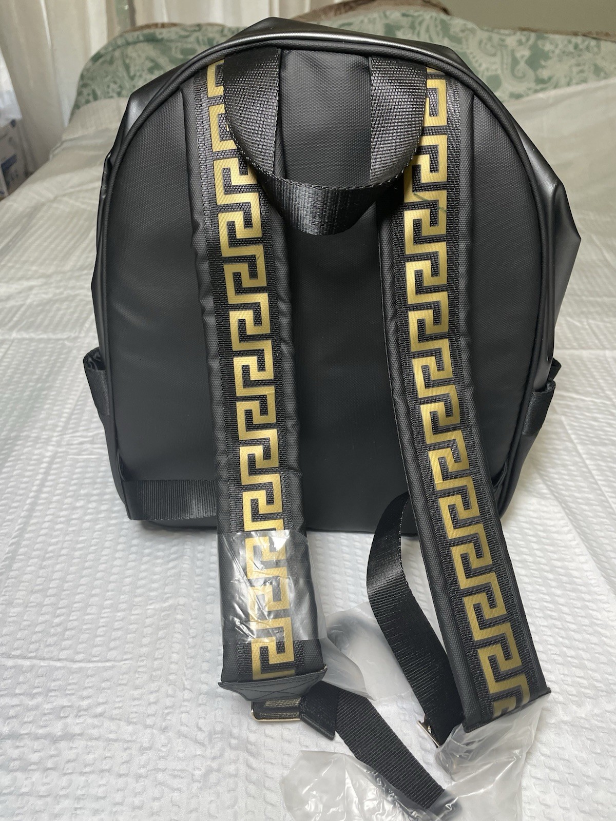 Versace Parfums Medusa Designer Unisex Black Travel Belt Bag /Bum Bag – New