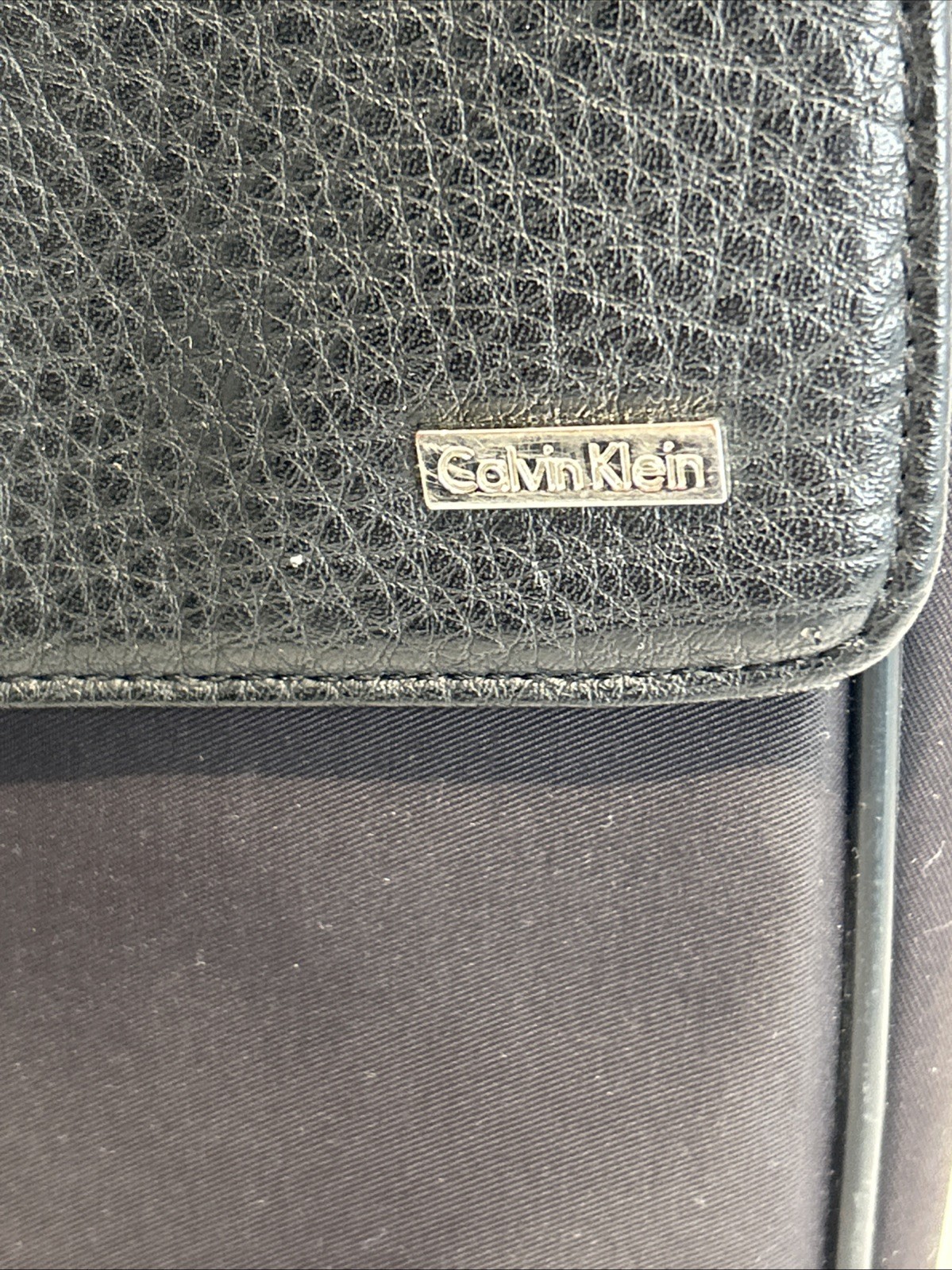 Calvin Klein Black Messenger Bag Adjustable Strap Inner Pockets Men