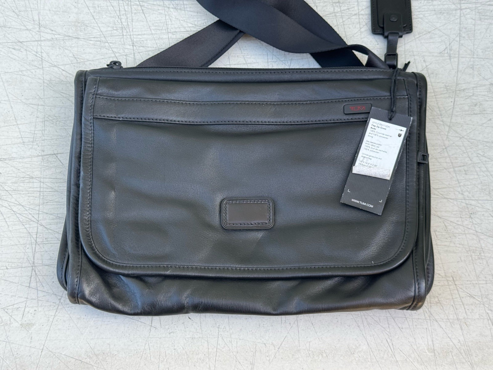 TUMI Alpha Leather Small Slim Flap Zip Crossbody Bag Briefcase Shoulder 92112DH