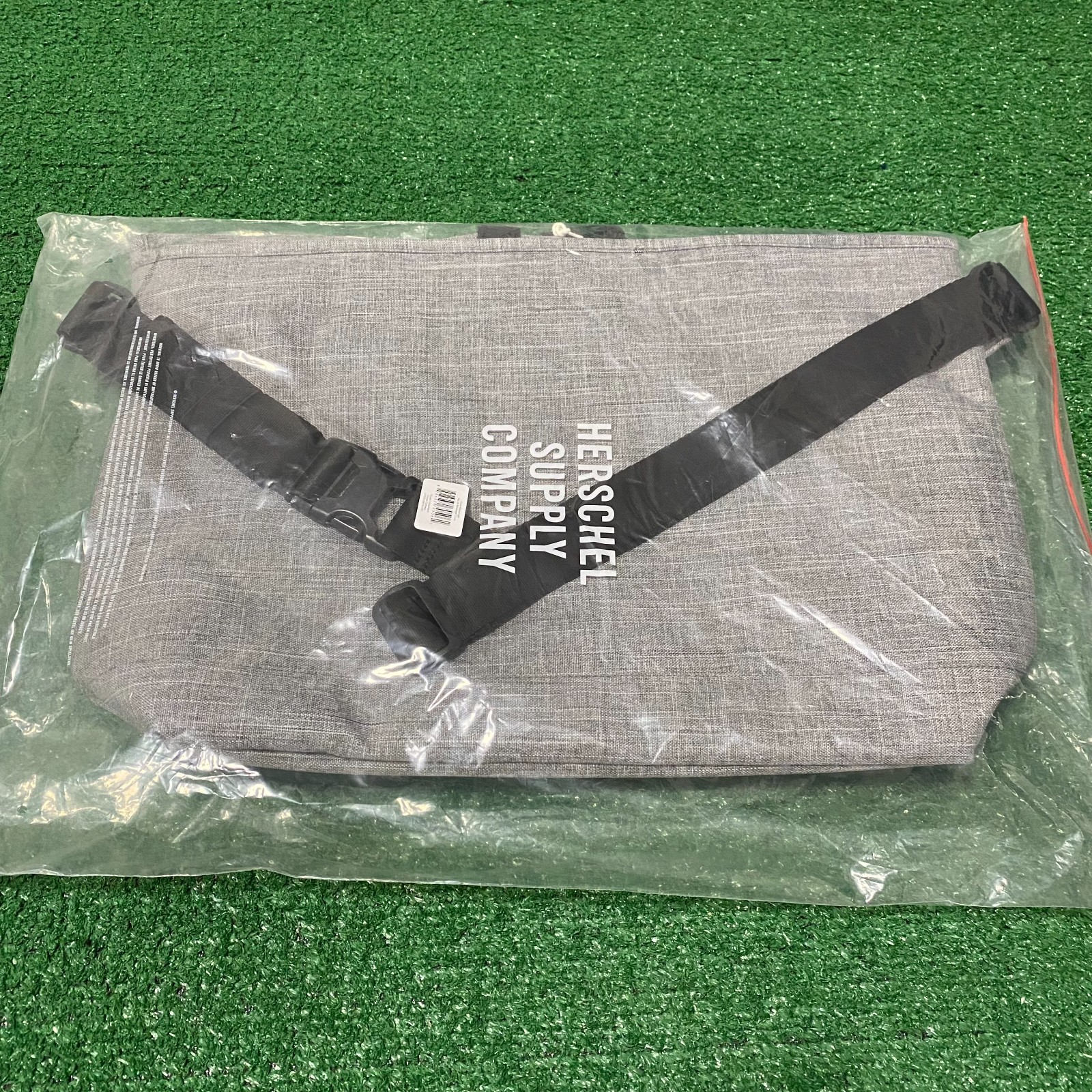 Herschel Gray Messenger Bag Adjustable Strap Buckle Zip Outer Pockets Brand New!