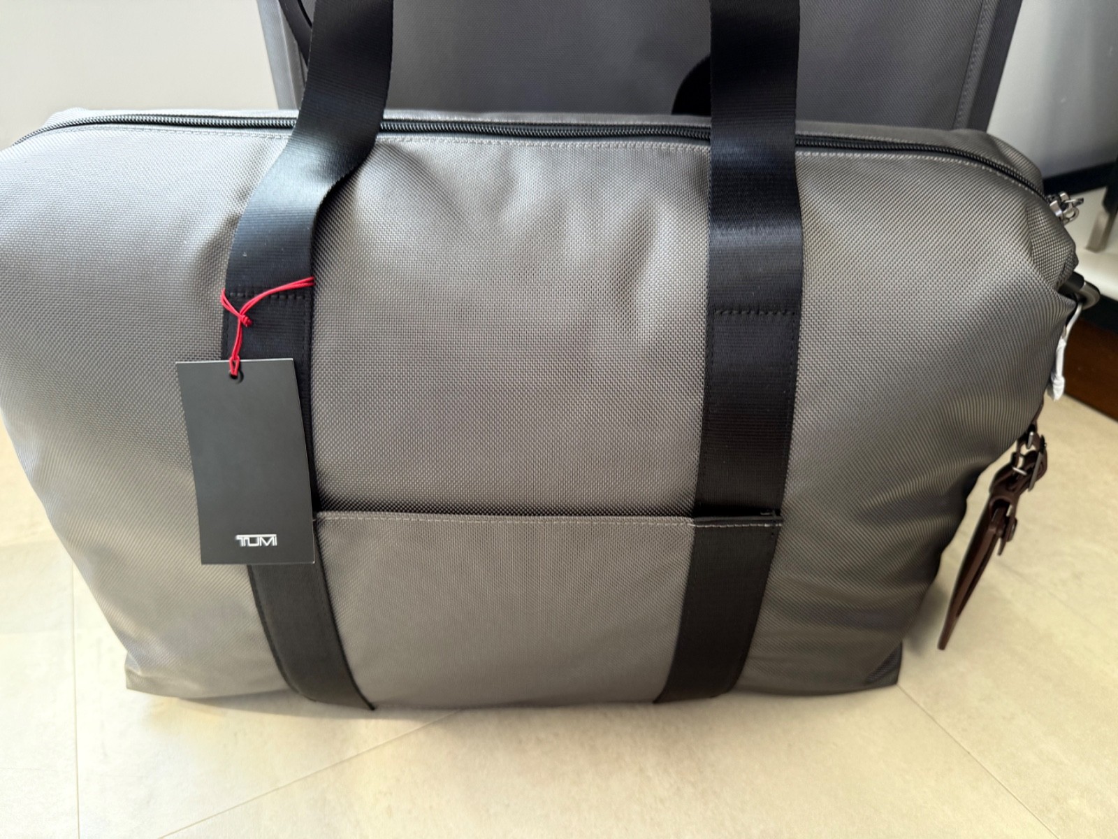 NEW Tumi Gen 4.3 Expandable SOFT TRAVEL Satchel Duffel Bag – CASTLEROCK GRAY