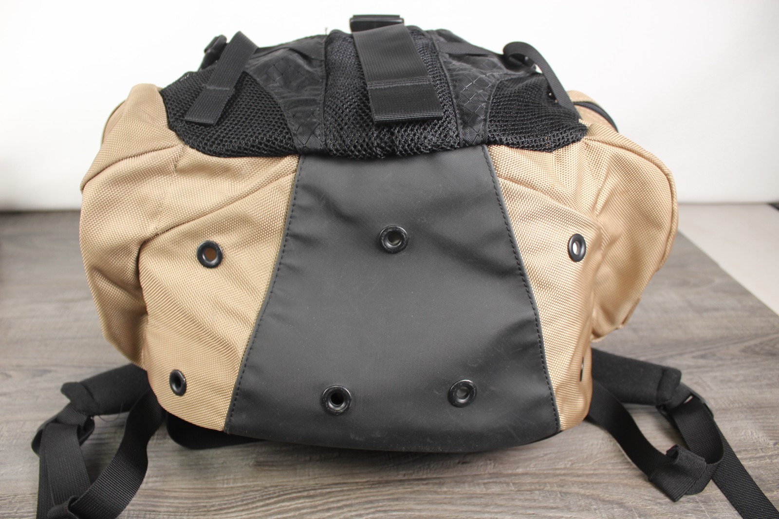 Vintage Y2K Oakley Icon Backpack Desert Tan Black Military Rucksack Clean Shape