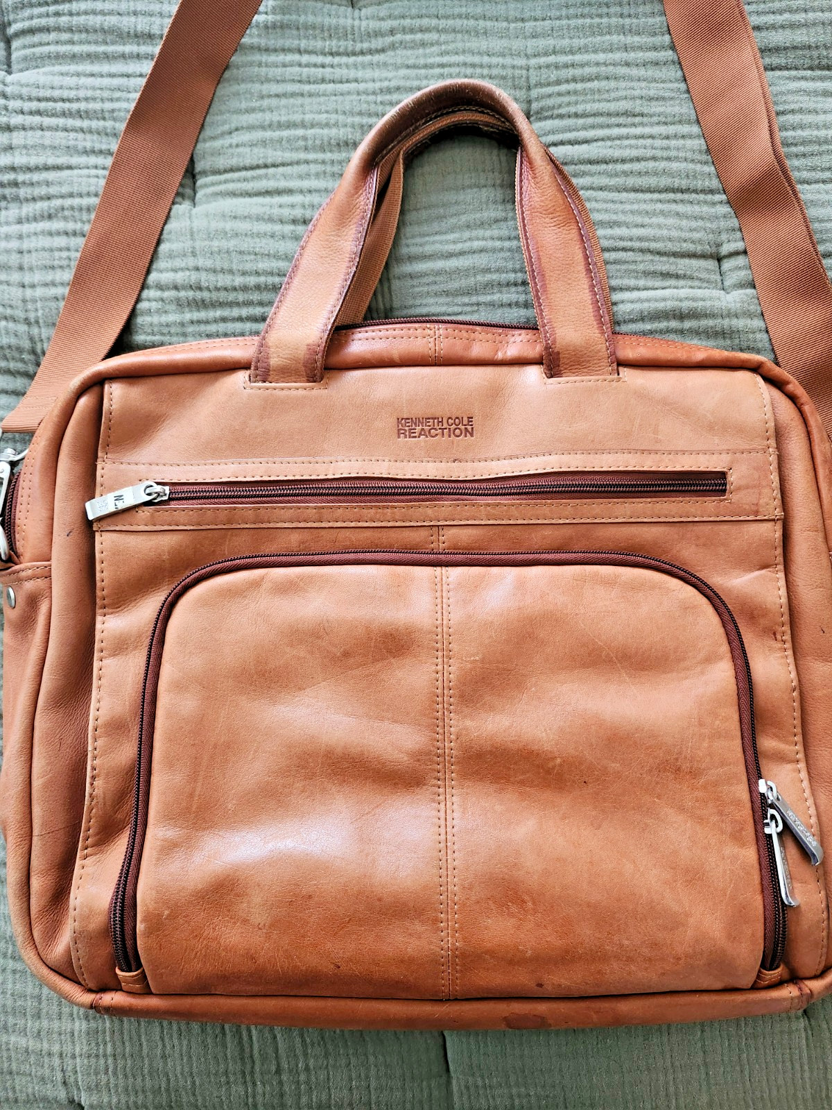 Kenneth Cole Reaction Leather Laptop Briefcase Messenger Bag Tan Brown
