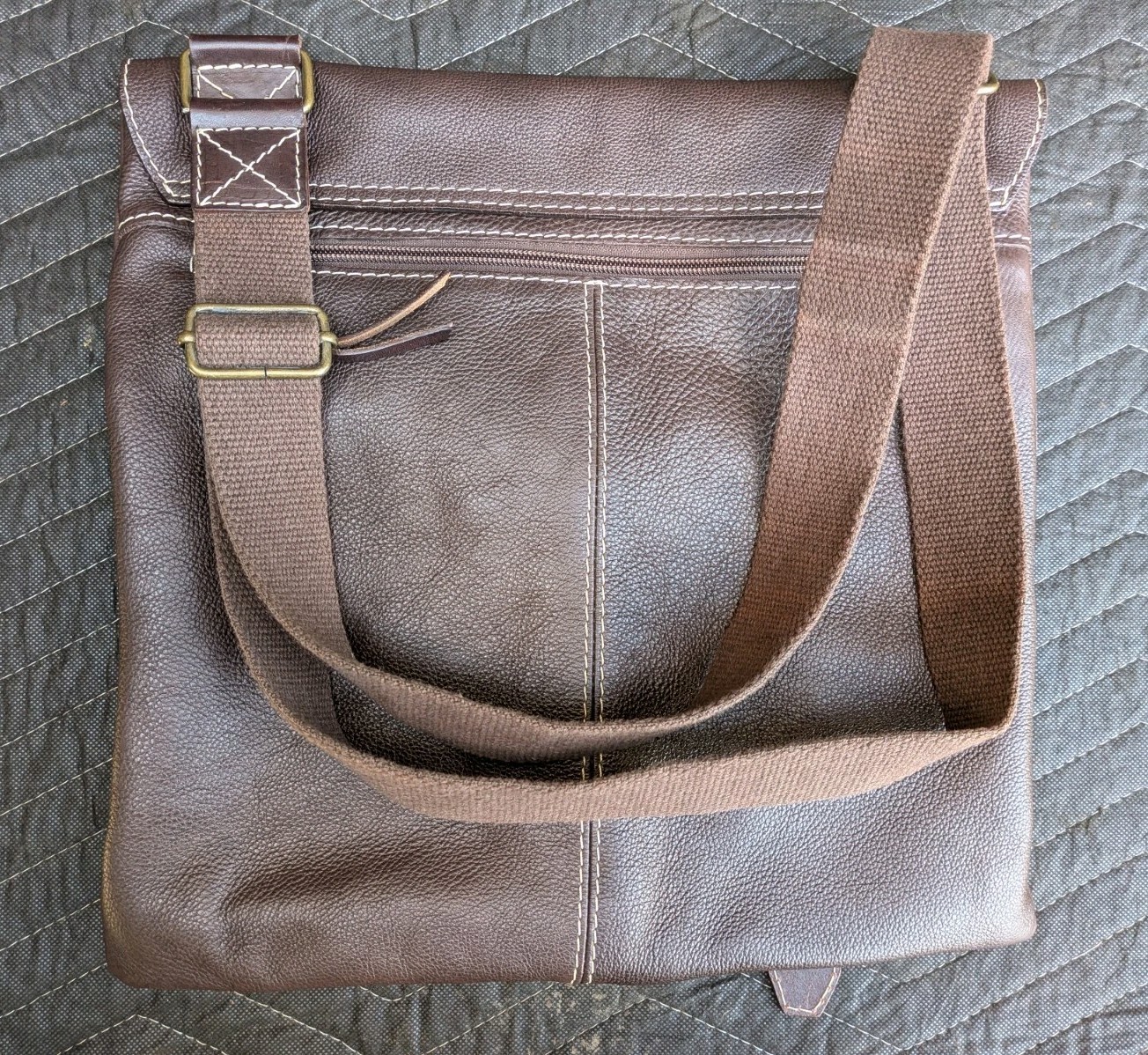 Claudia Firenze Italian Leather Crossbody Messenger Bag Brown Buckle Boho Travel