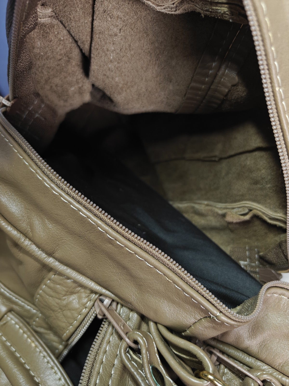 Carroll Top Grain Leather Goods Duffle Carry On Bag Taupe Brown Vintage