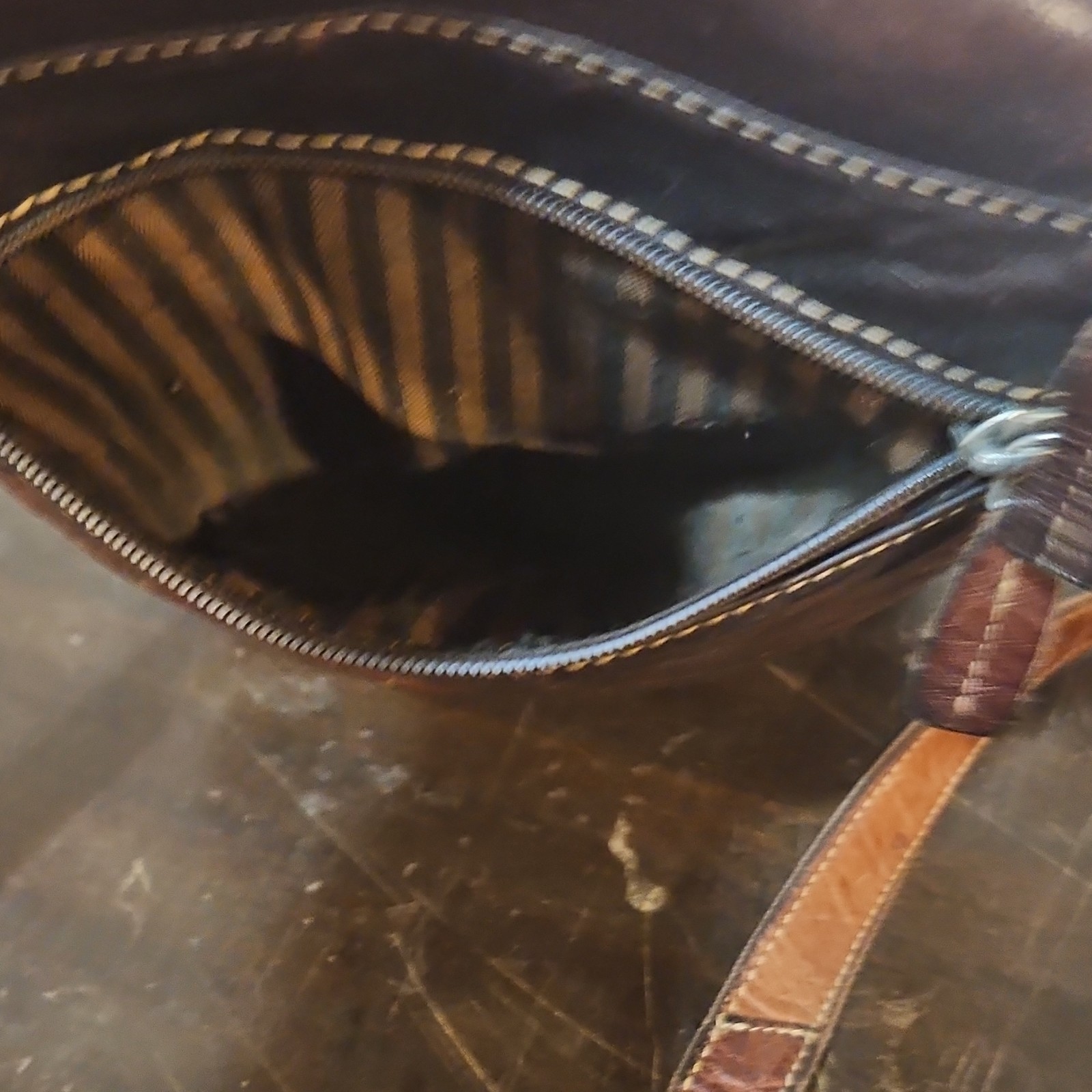 Men’s Jack Georges Brown Crossbody Messenger Bag Buckle Flap Zip Closure.