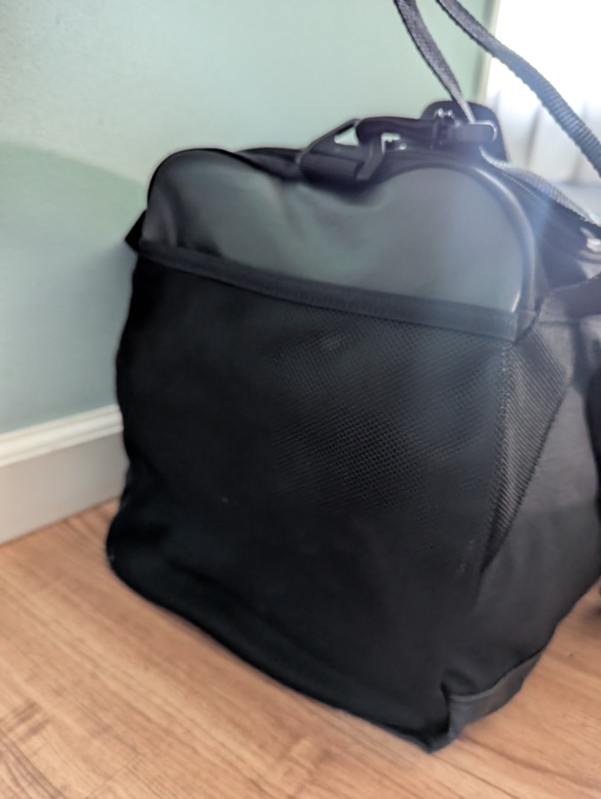 Nike Brasilia Big Swoosh Logo Handled Carry On Duffel Bag Gym Black