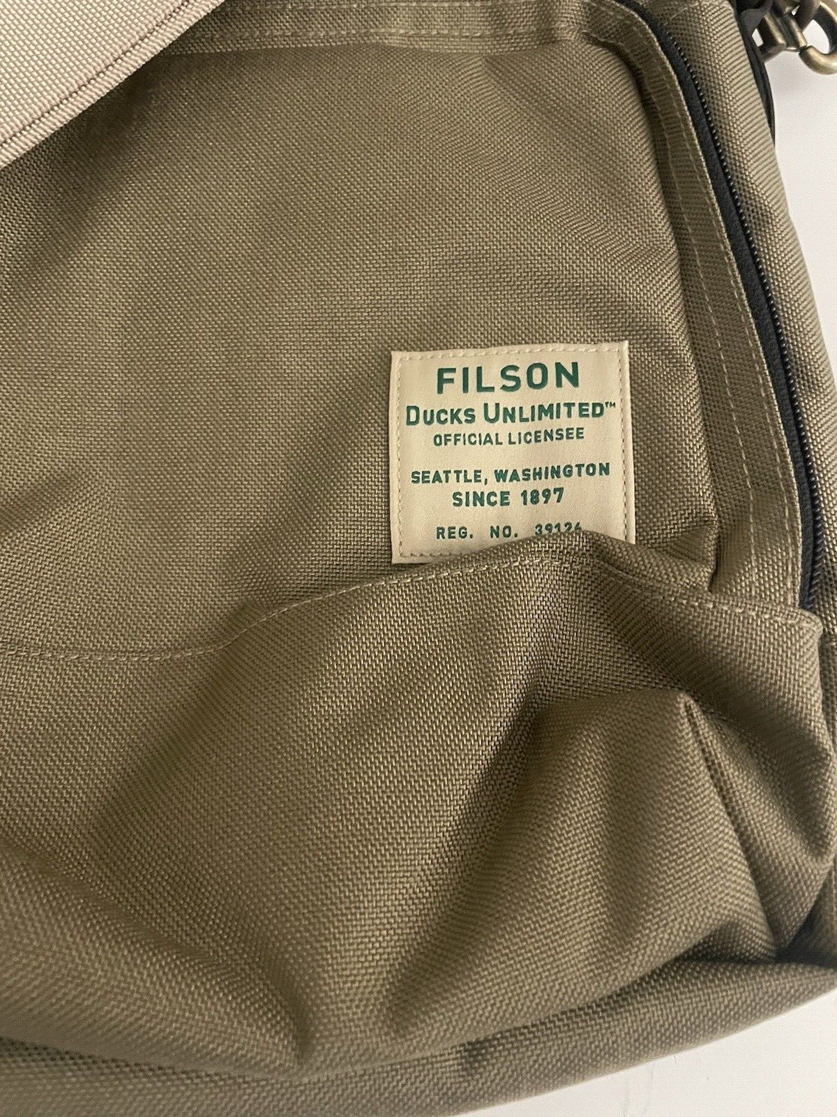 Filson Dryden Briefcase Ducks Unlimited New Laptop Bag Dry Grass Sold Out