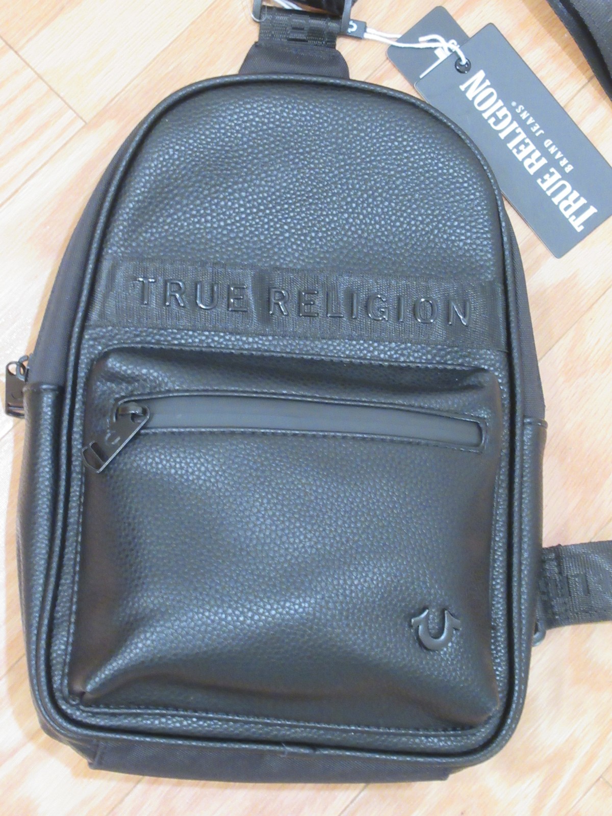 True Religion Mens Sling Crossbody Bag Black ~~BRAND NEW WITH TAG~~