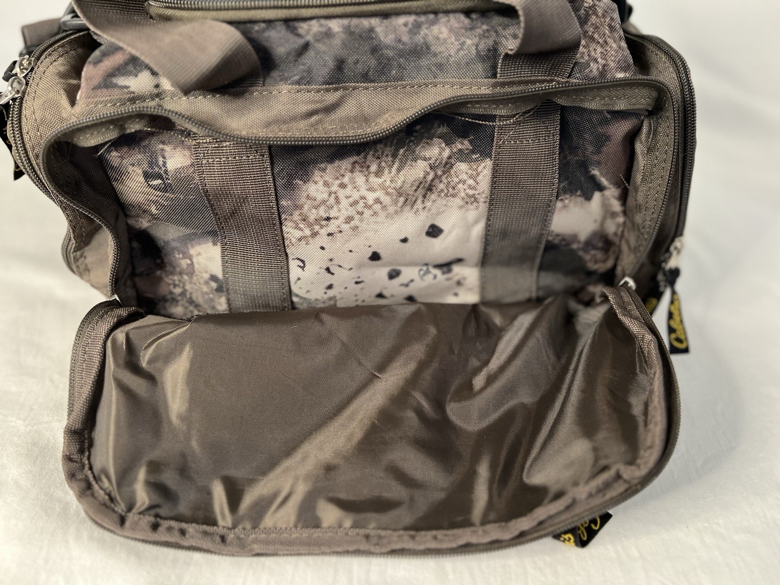 Cabela’s Camo Gear Bag Catch All Fishing Camping Utility Travel Tool 6 pockets