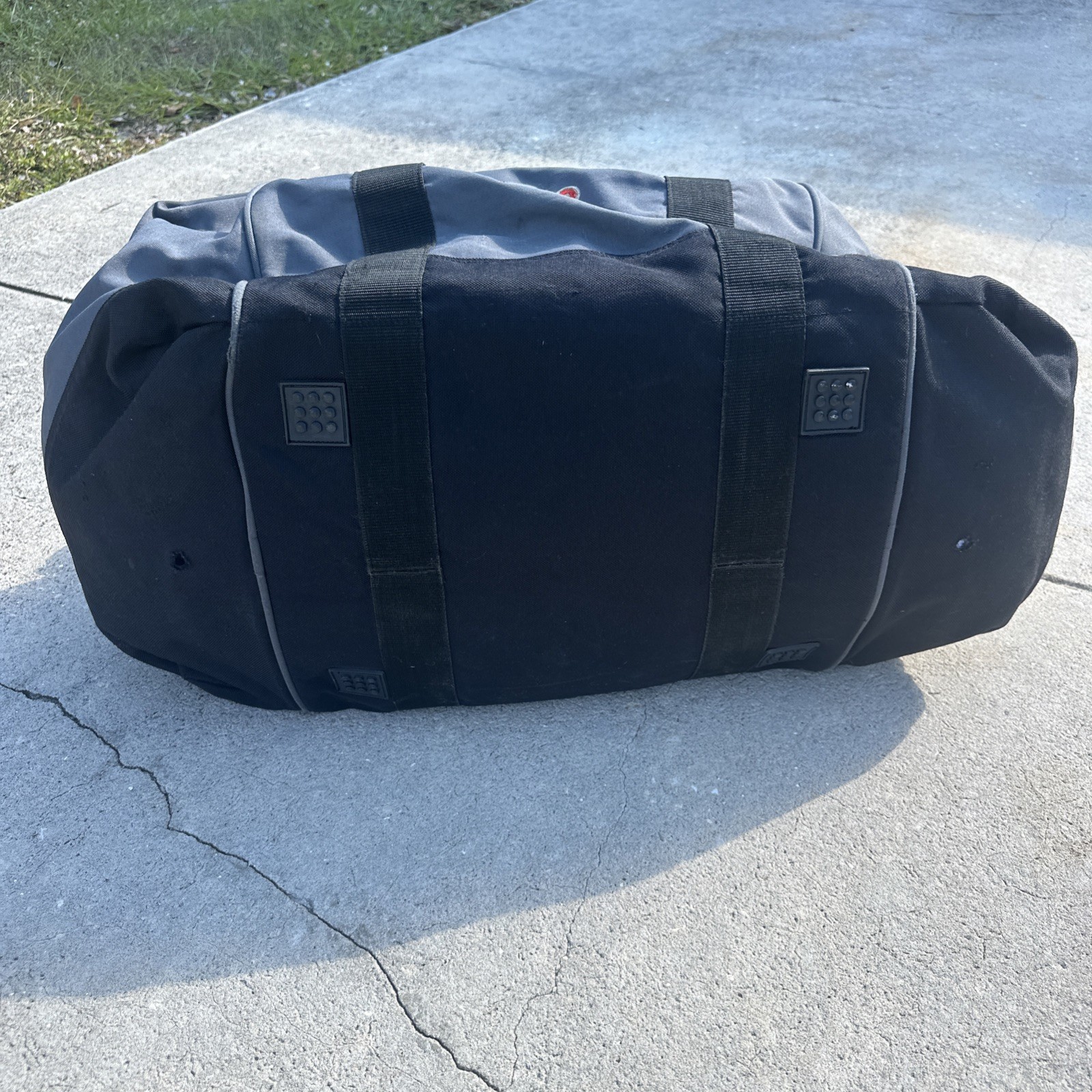 Vintage K2 Large Duffle Travel Bag Gray Ski Snowboard Snow Strap Handle *FLAWS*