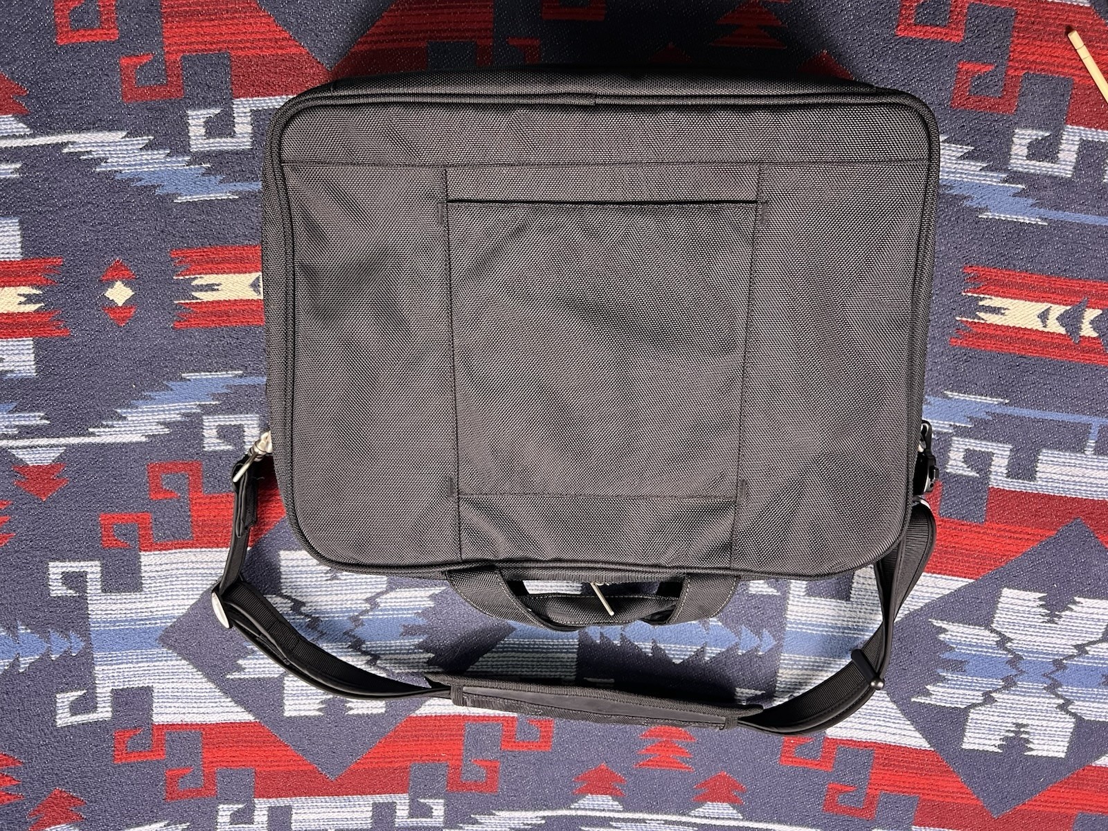 Pacsafe Messenger Anti Theft Briefcase Bag Laptop Travel Shoulder Strap Case