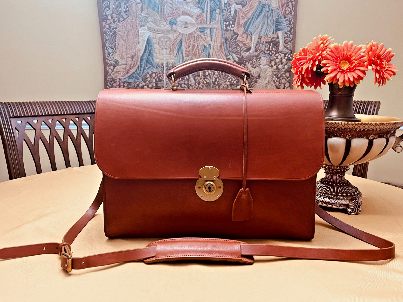 PICKETT of LONDON Thick Bridle Leather Briefcase / Messenger Bag – England