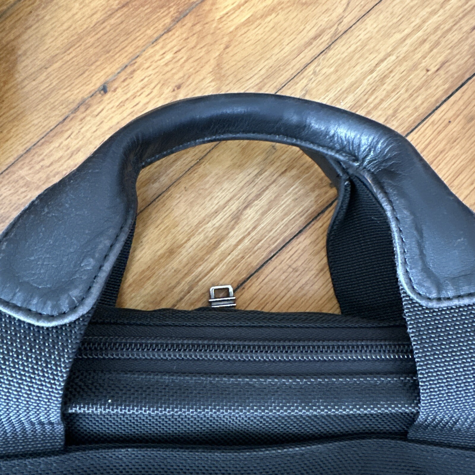 Tumi 26141D4 Alpha Black Ballistic Nylon Expandable Laptop Briefcase Bag TSA