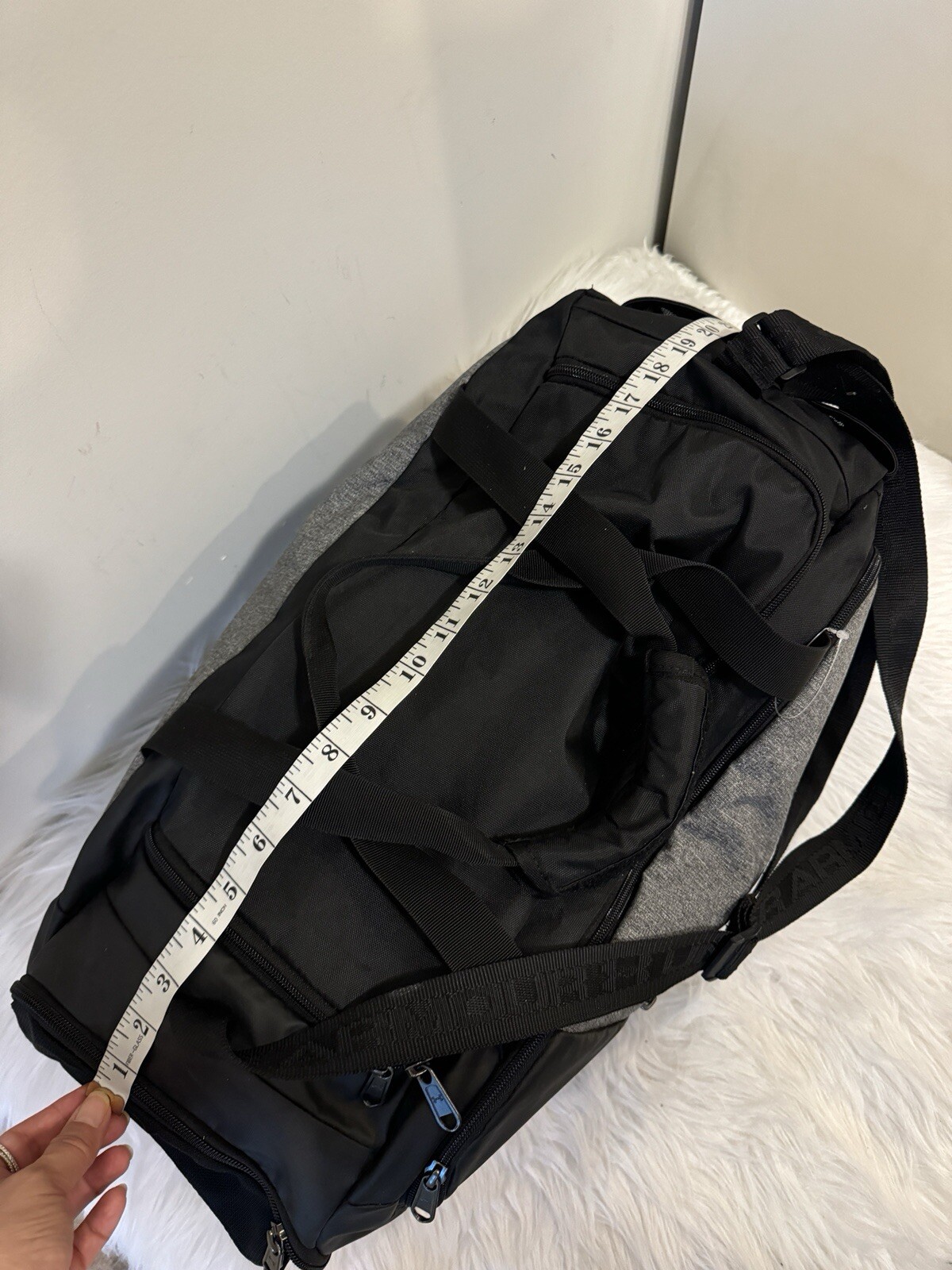 UNDER ARMOUR Men’s UA Undeniable 4.0 Duffle Bag Gym Graphite / Black