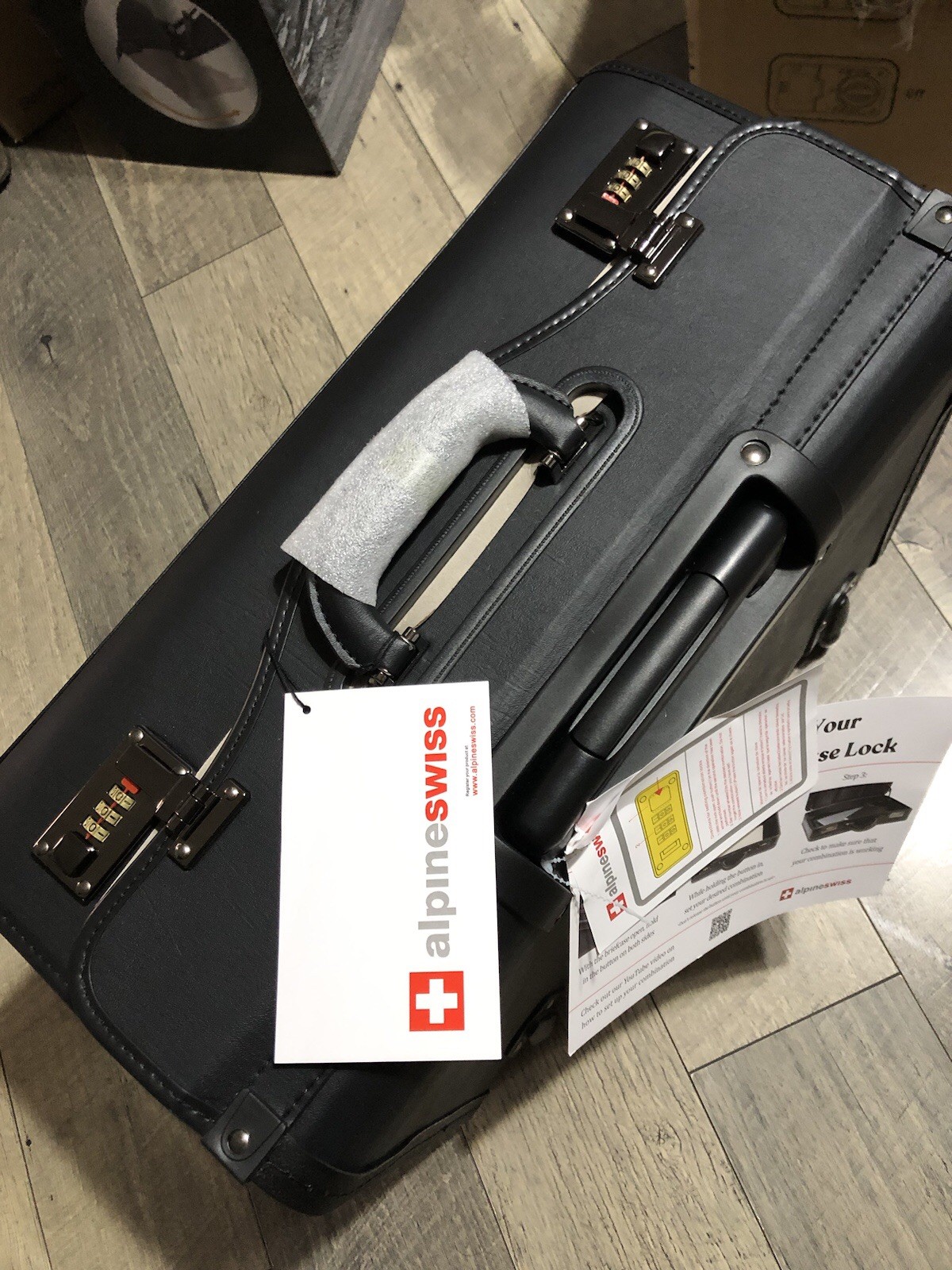 Wheeled Briefcase Rolling Sales Sample Pilot Lawyer Attache AlpineSwiss 19″