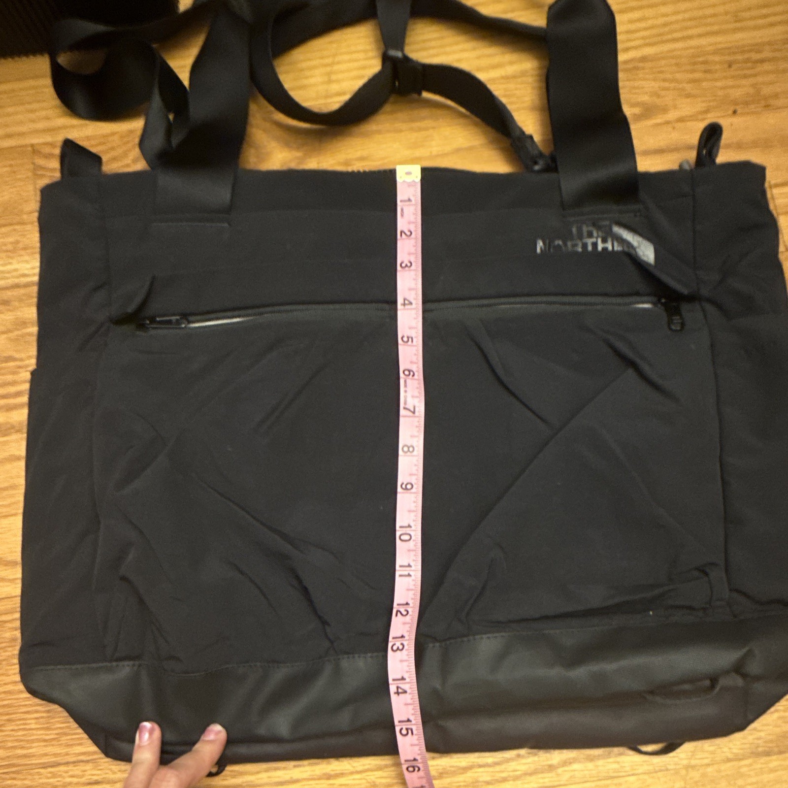 The North Face Black Large 25L Duffle Bag NF0A52T6 Zip, 2 Pockets, Straps