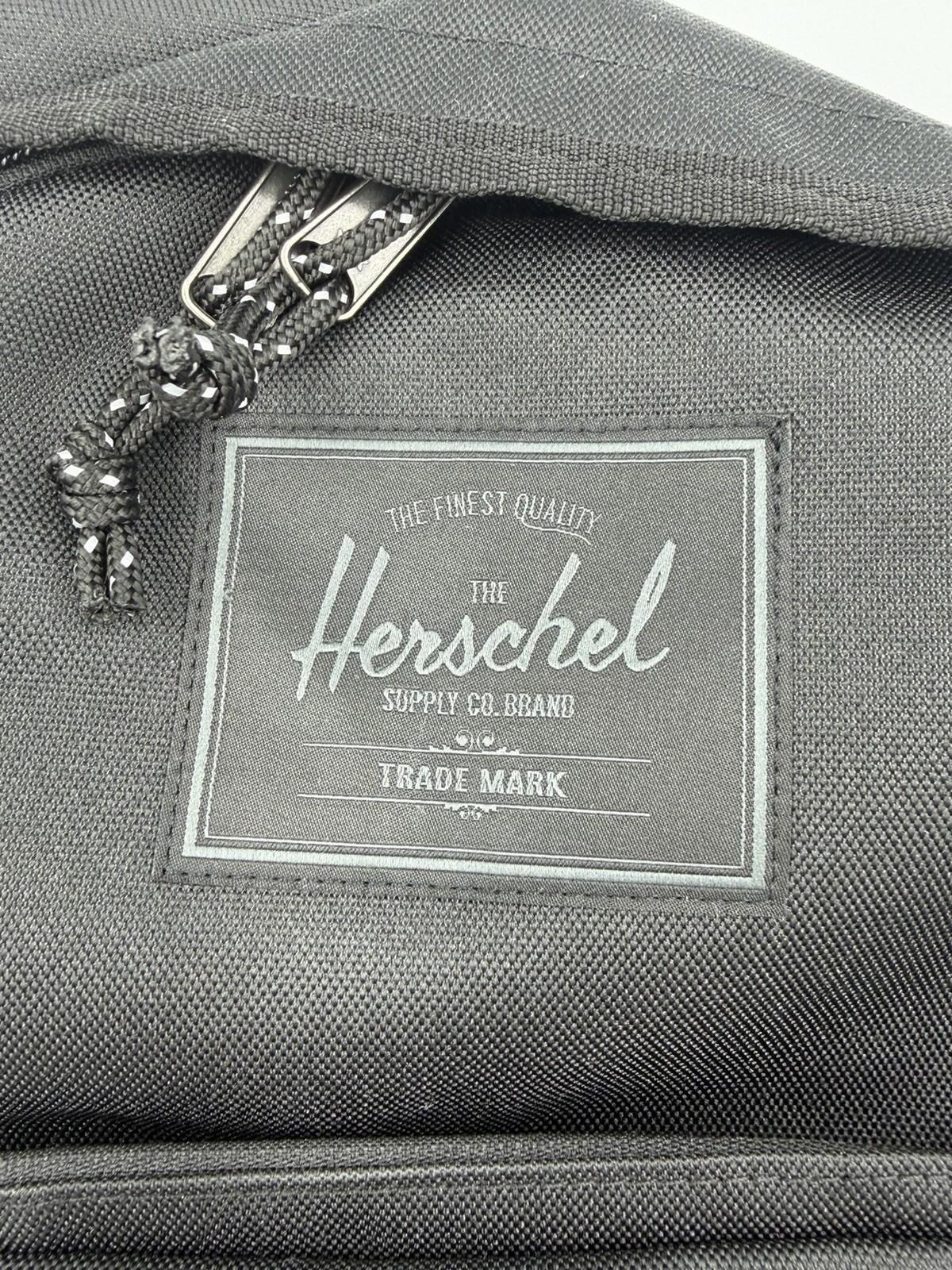 Herschel Supply Co. Kaine Backpack XL 28L Black