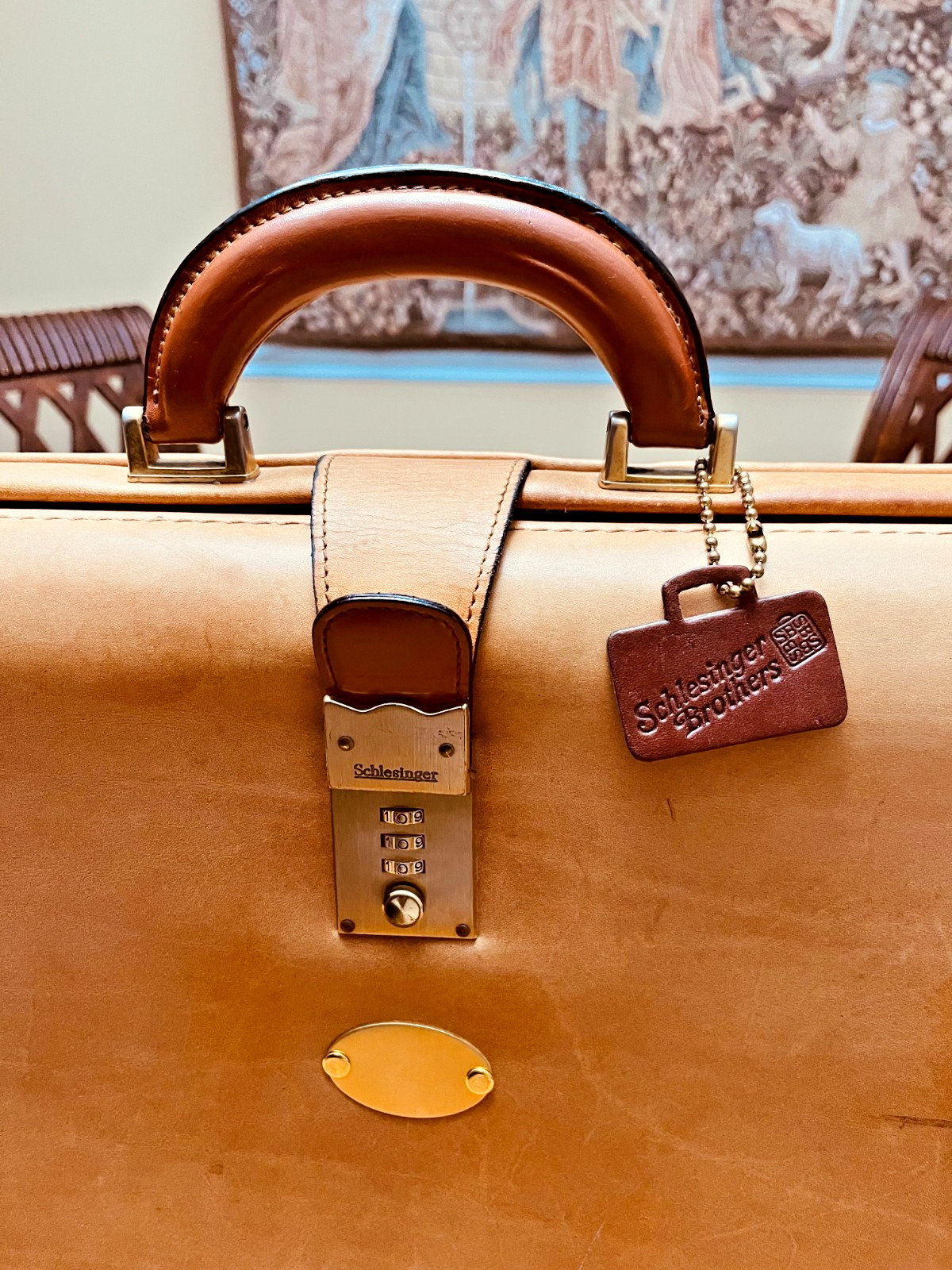 SCHLESINGER BROTHERS Tan Heavy Leather Briefcase / Lawyer Bag – Made in USA