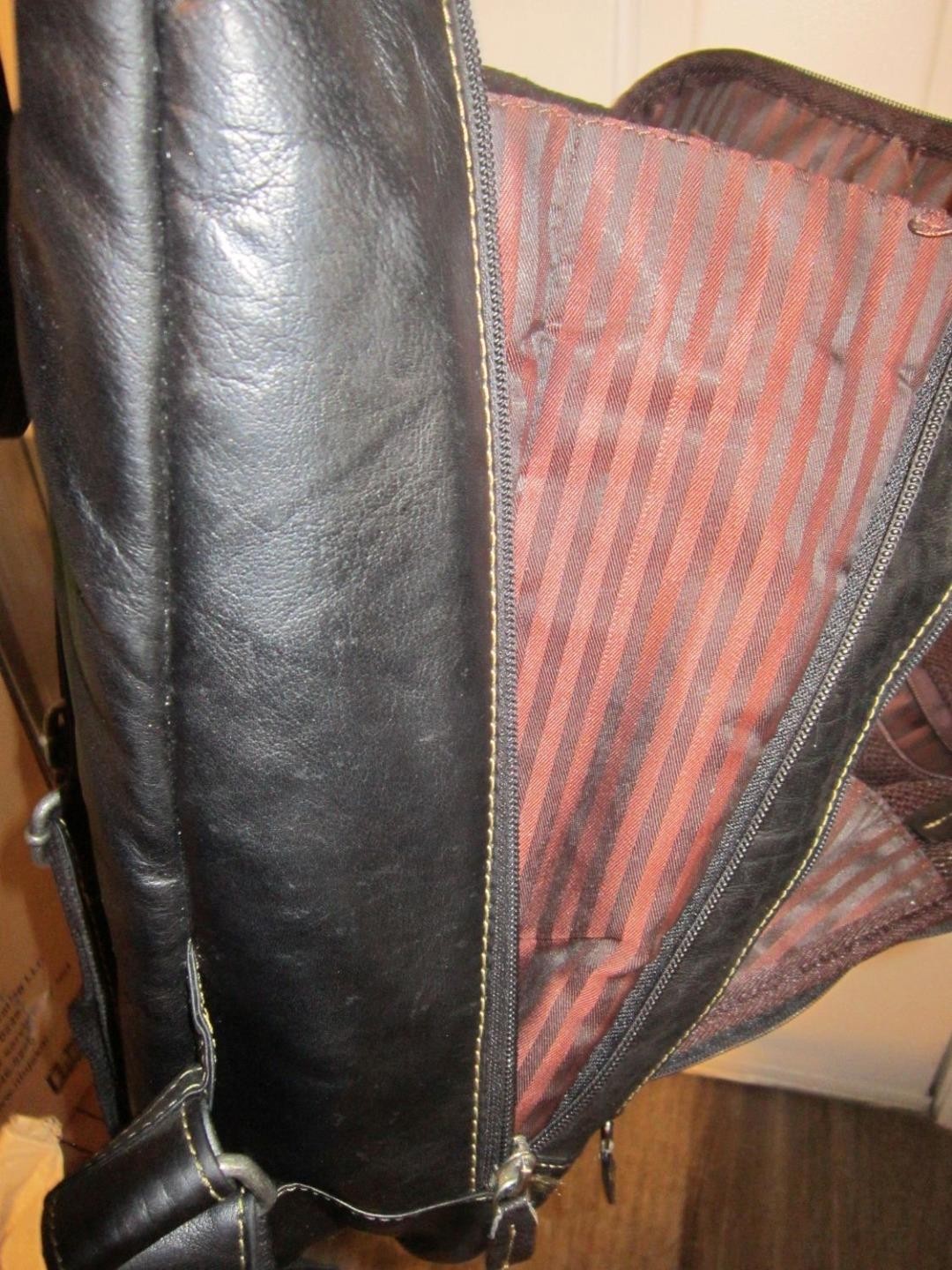 JACK GEORGES Black Leather Lrg Capacity BACKPACK Padded Computer Business