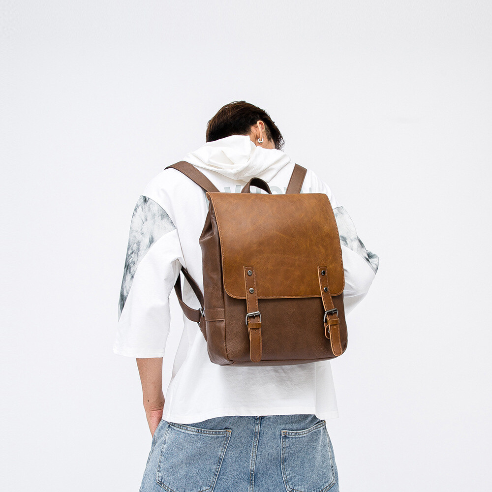 Men Large Capacity Leisure Travel Backpack Student Backpack Leather Backpack