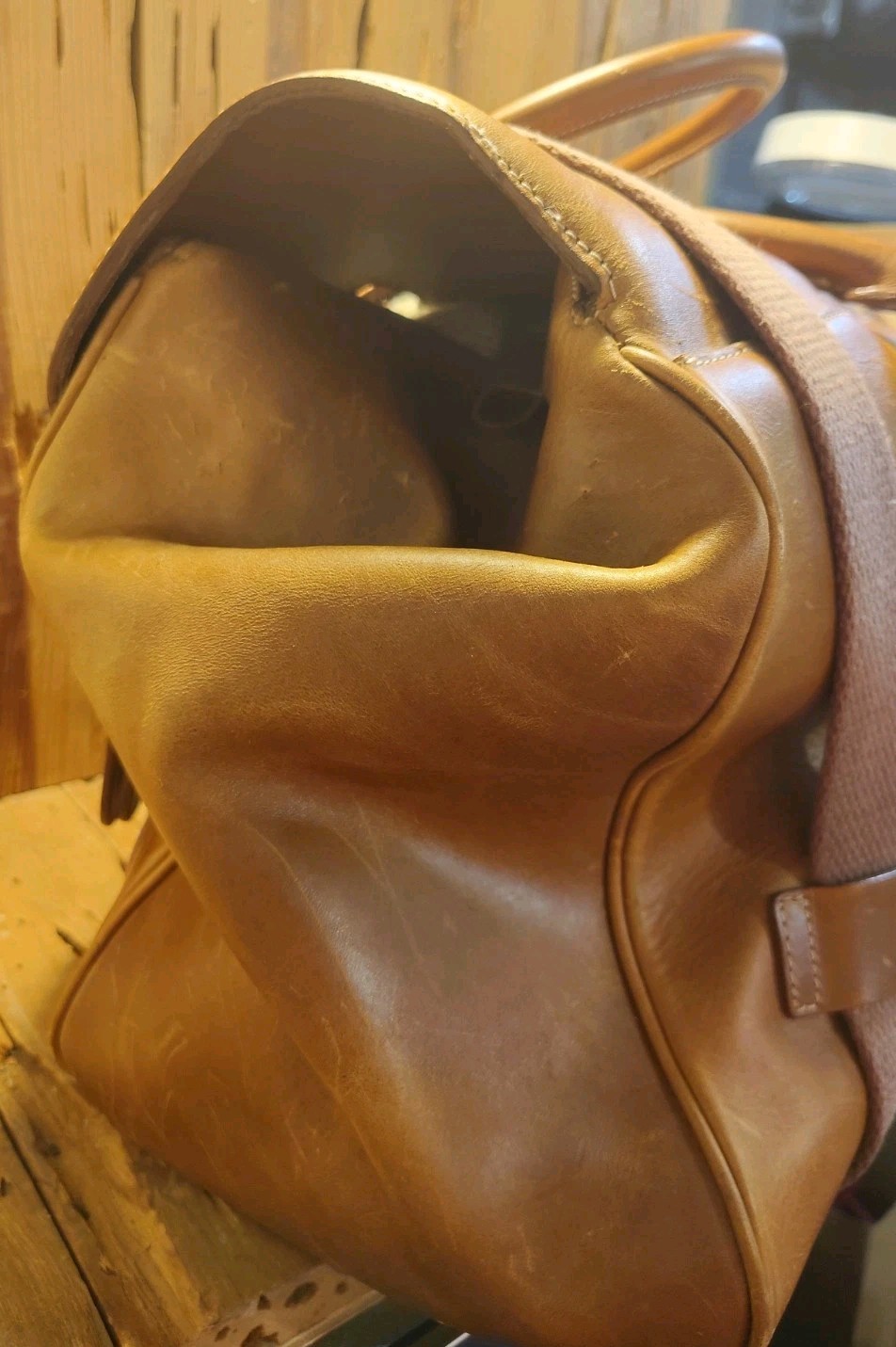 Vtg Express French Country Full Grain Leather Duffle Tack Bag Distressed Look