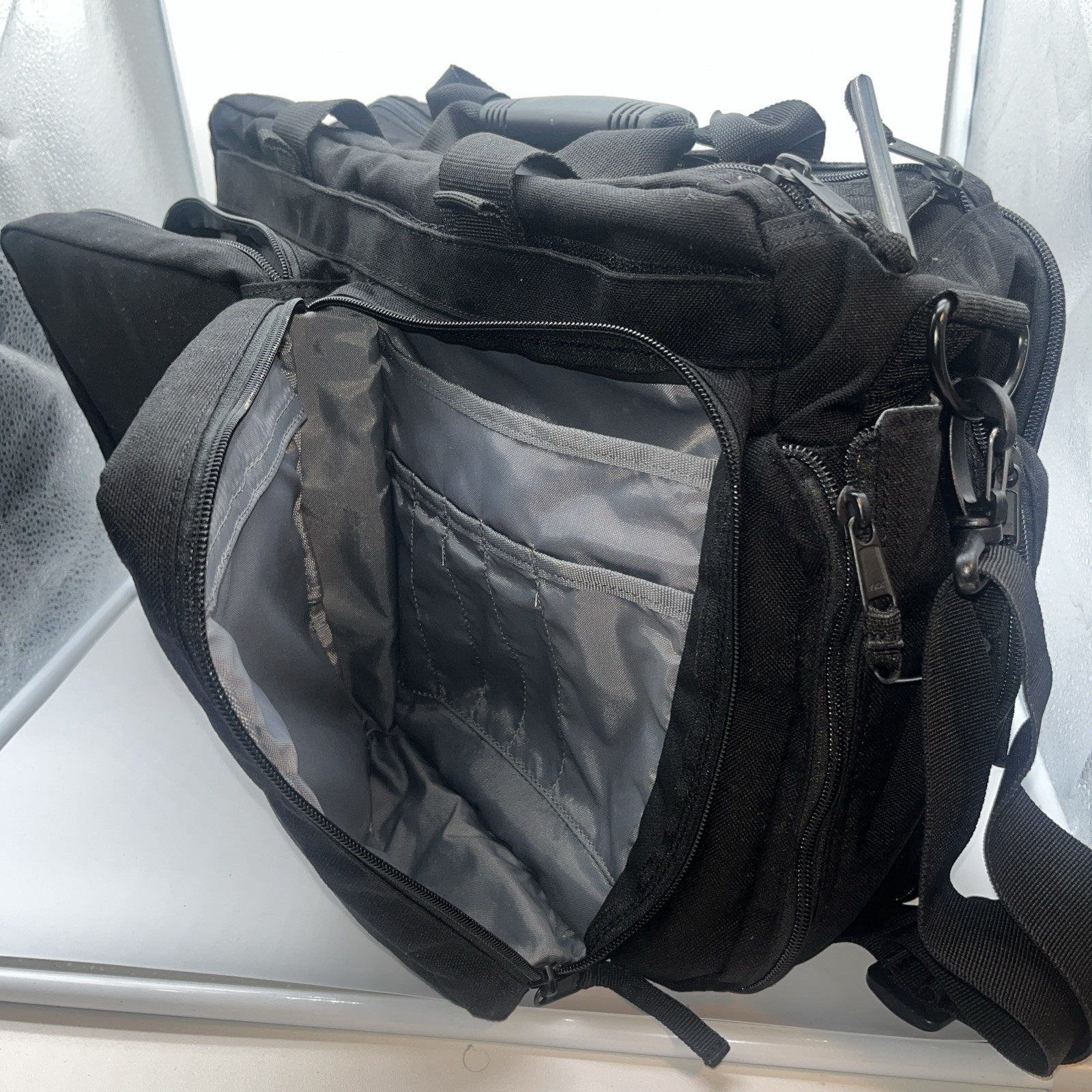 5.11 Briefcase 56003 Concealed Carry Laptop Bag Black 32L Excellent Condition