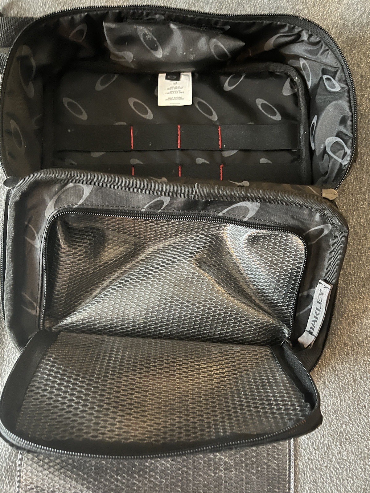 Oakley SI Ballistic Toiletry Bag Without MOLLE Pouches