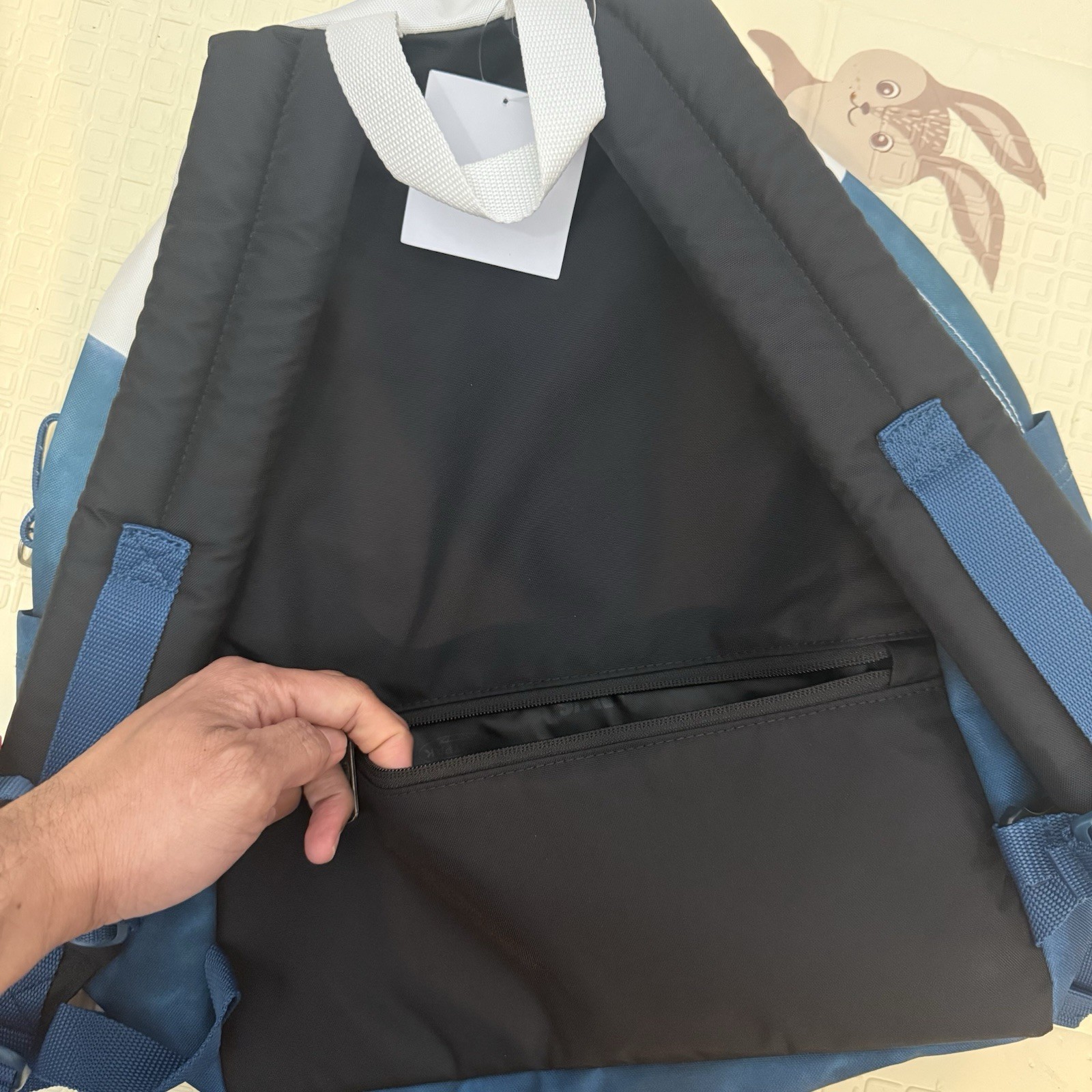 Eastpak Padded Day Packer Backpack Jaws Poster JS0A85MA RARE New