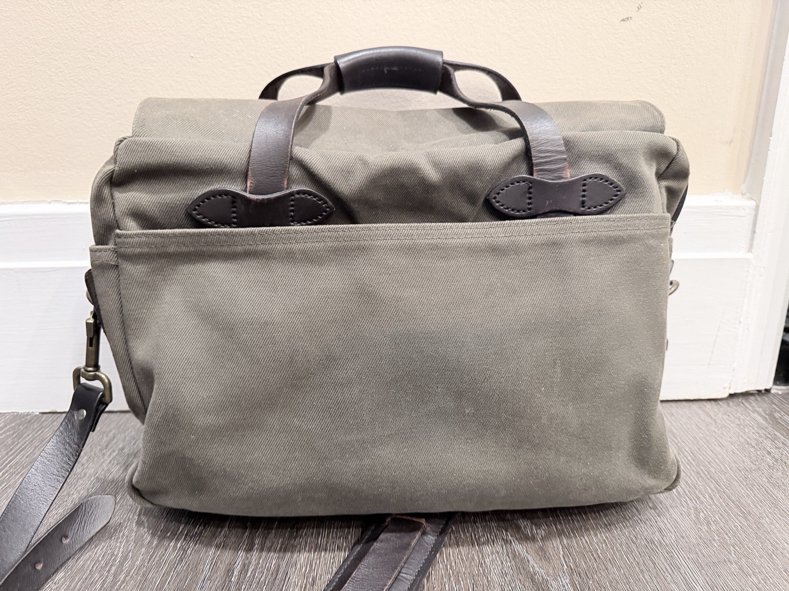 Filson 257 Rugged Twill Large Briefcase Otter Green with Patina, USA-Made Canvas