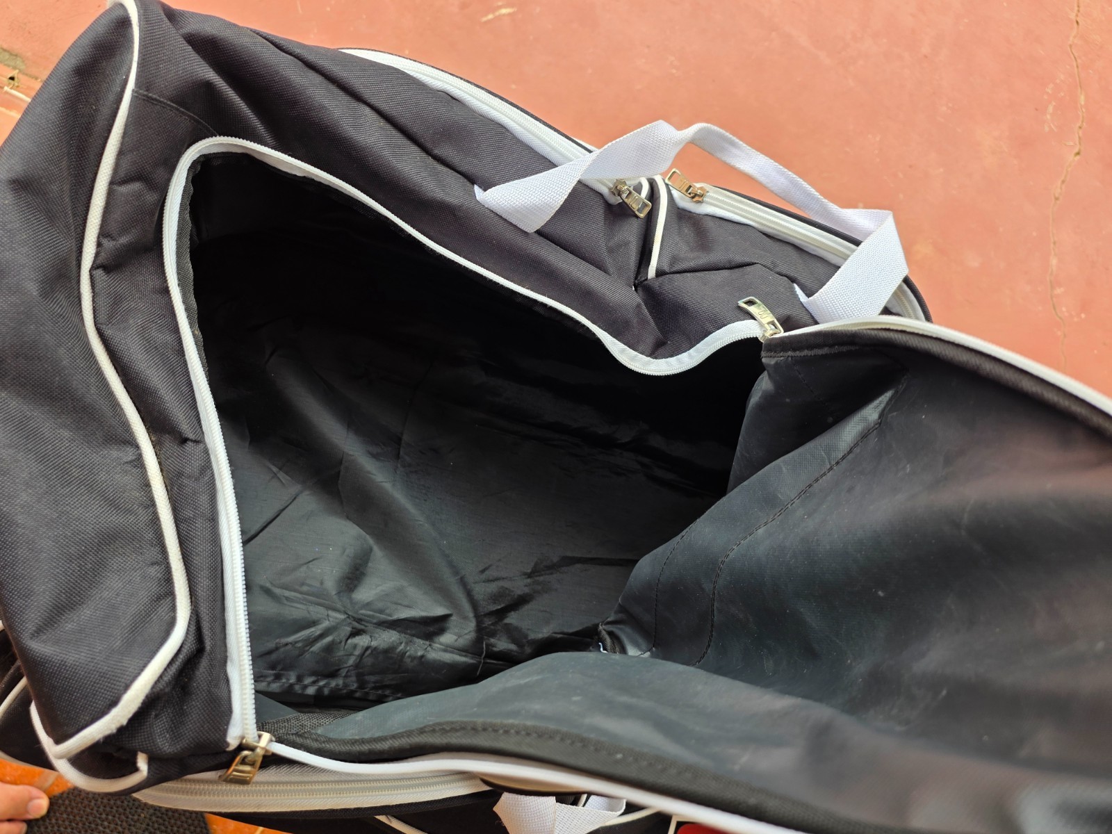 FILA BLACK SPORTS EQUIPMENT BAG