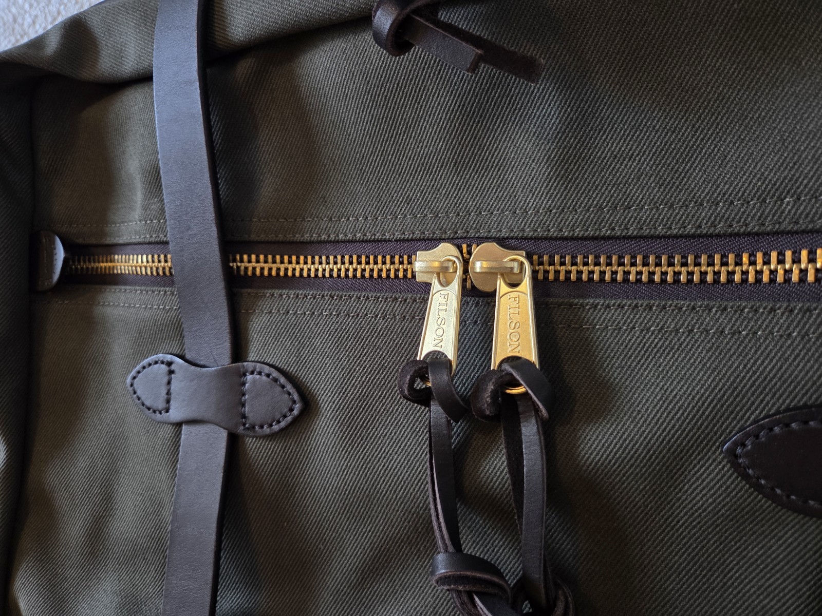 Filson Small Rugged Twill Pullman Suitcase | NWT | Otter Green | Made in USA