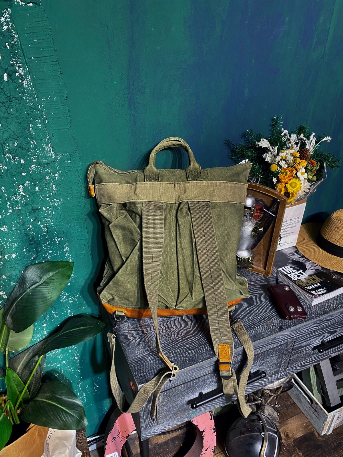 Waxed Canvas & Cowhide Handbag Backpack Unisex Retro Bomber Helmet Bag