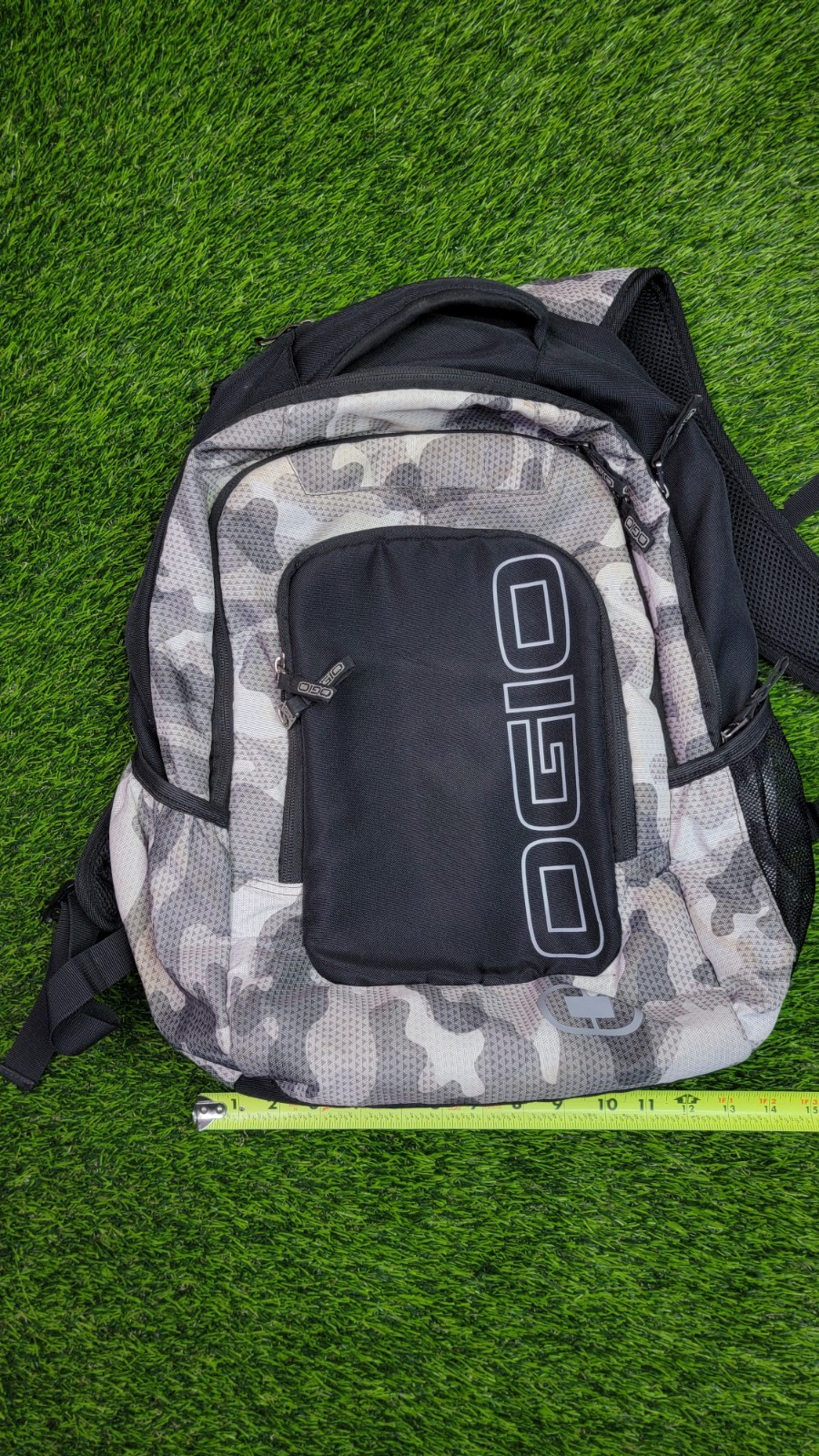 Ogio Evader Commuter EDC Travel Backpack. Gray/black TAC Camo